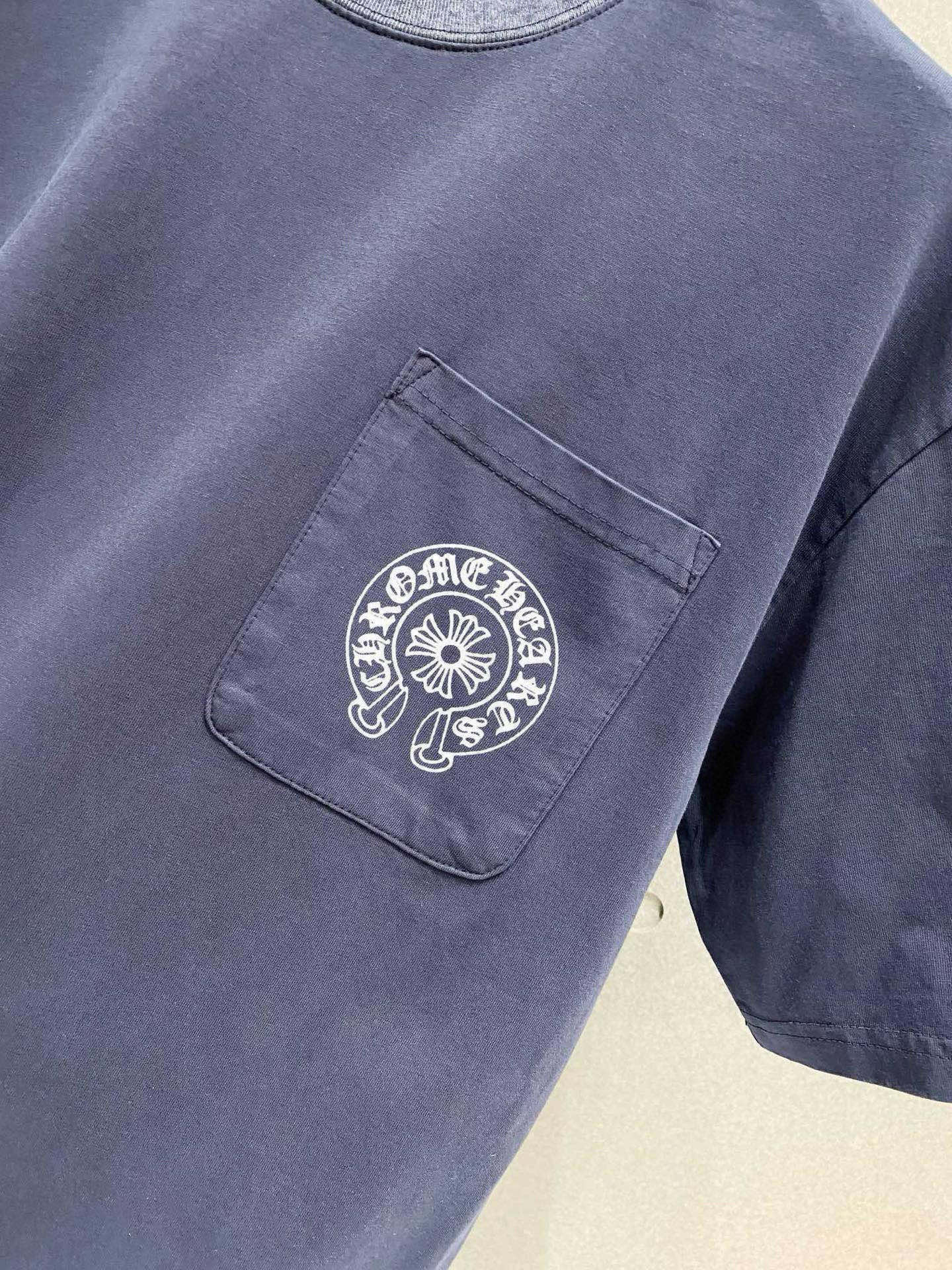 克罗心 25官网同步发售 欧美流行趋势 洗水分层工艺 拼接口袋图案展示 洗水纯棉面料 提升档次 柔软舒适