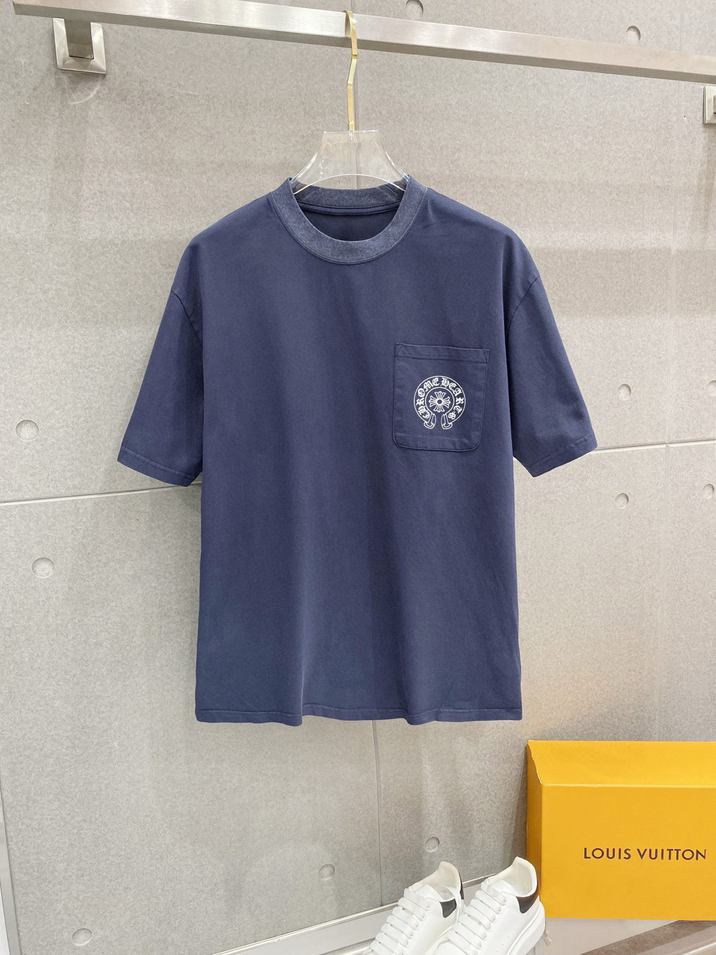 克罗心 25官网同步发售 欧美流行趋势 洗水分层工艺 拼接口袋图案展示 洗水纯棉面料 提升档次 柔软舒适