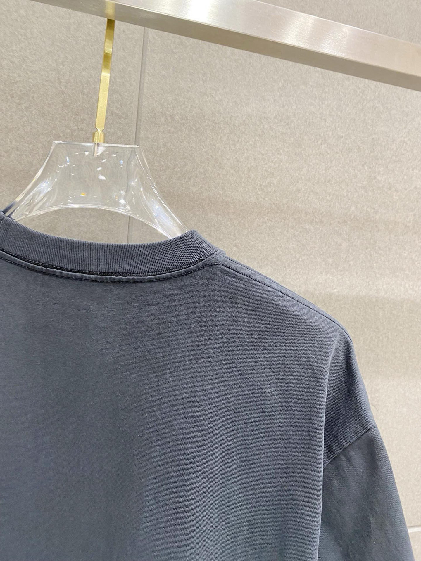 克罗心 25官网同步发售 欧美流行趋势 洗水分层工艺 拼接口袋图案展示 洗水纯棉面料 提升档次 柔软舒适