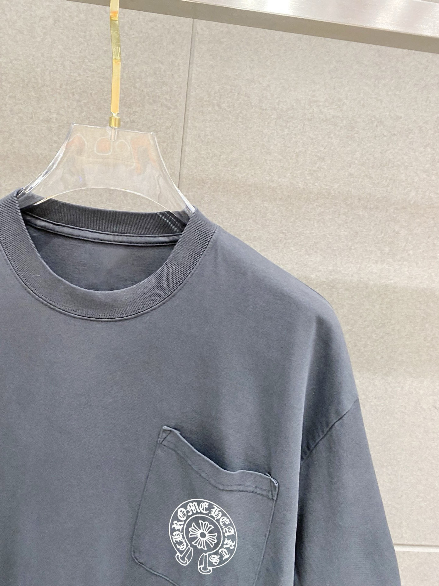 克罗心 25官网同步发售 欧美流行趋势 洗水分层工艺 拼接口袋图案展示 洗水纯棉面料 提升档次 柔软舒适