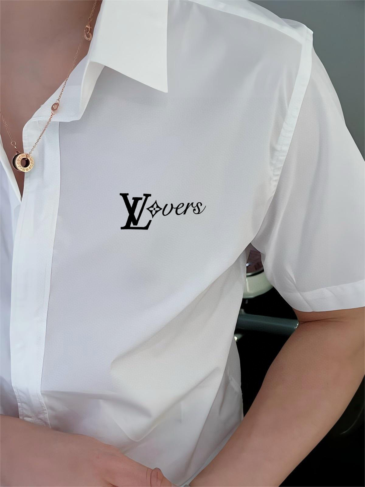 ￼ ￼ 路易威登 专柜最新款男士必备款短袖衬衫，100%天然棉，舒服透气，原单狠货，原版面料，柔软舒适，