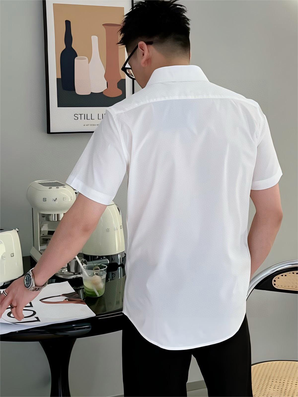 ￼ ￼ 路易威登 专柜最新款男士必备款短袖衬衫，100%天然棉，舒服透气，原单狠货，原版面料，柔软舒适，