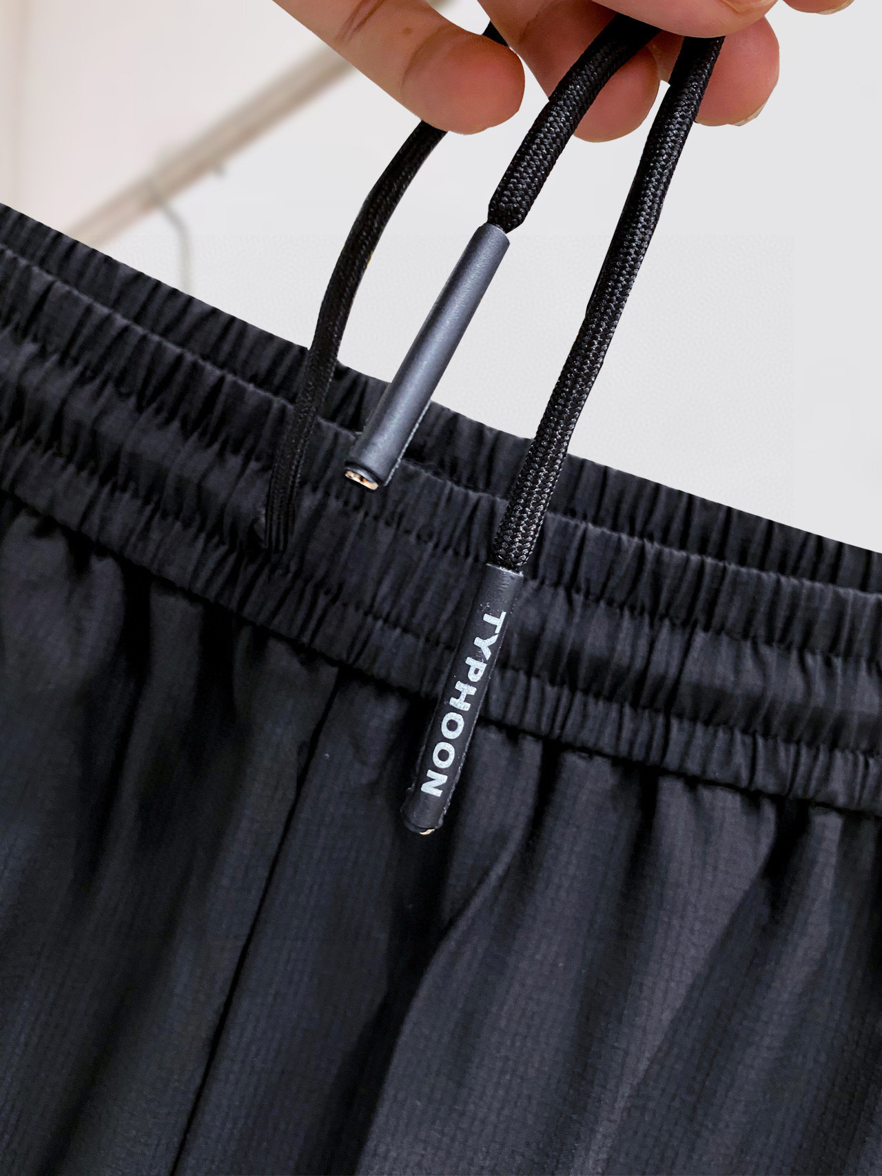 始祖鸟 同步更新 织带长裤 春夏定制高科技面料 舒适无比 家族式织带拼接 运动感超强 尺码：L-4XL（