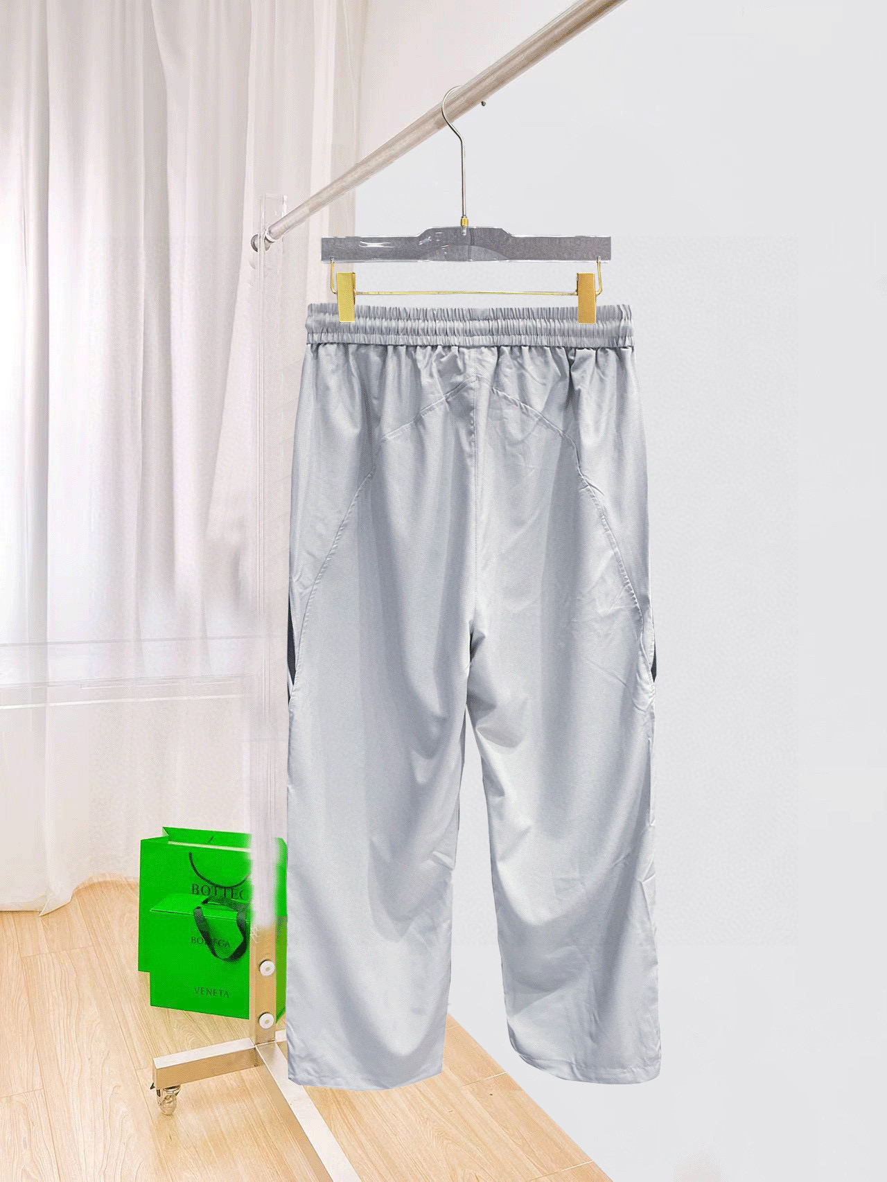 始祖鸟 同步更新 织带长裤 春夏定制高科技面料 舒适无比 家族式织带拼接 运动感超强 尺码：L-4XL（