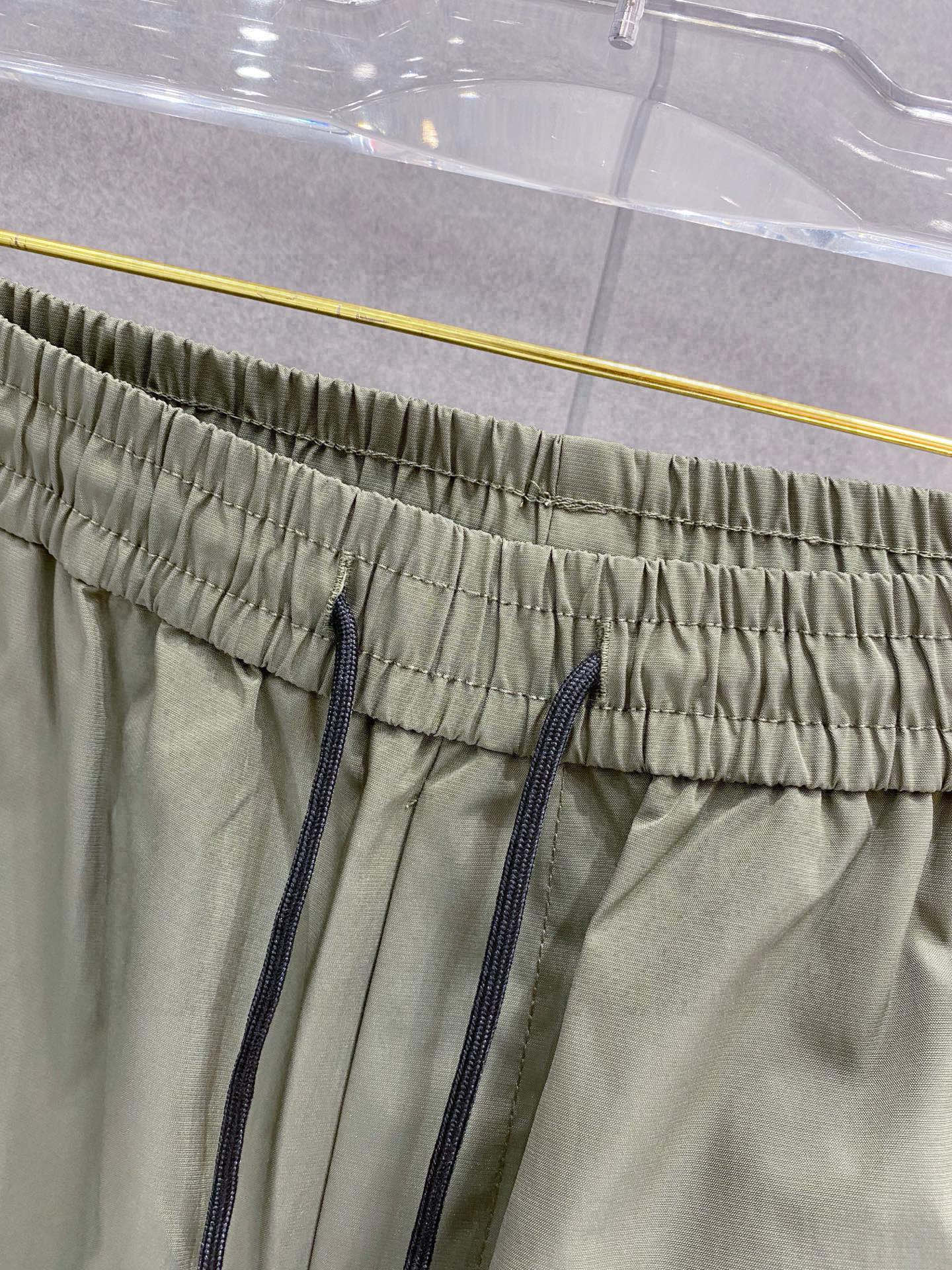 始祖鸟 同步更新 织带长裤 春夏定制高科技面料 舒适无比 家族式织带拼接 运动感超强 尺码：L-4XL（