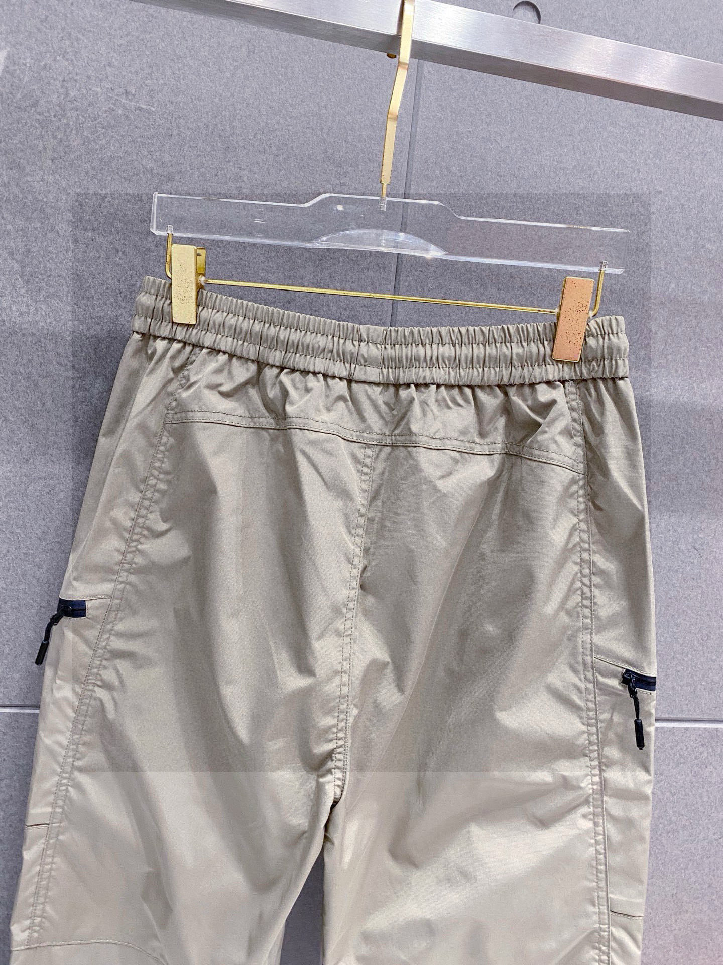 始祖鸟 同步更新 织带长裤 春夏定制高科技面料 舒适无比 家族式织带拼接 运动感超强 尺码：L-4XL（