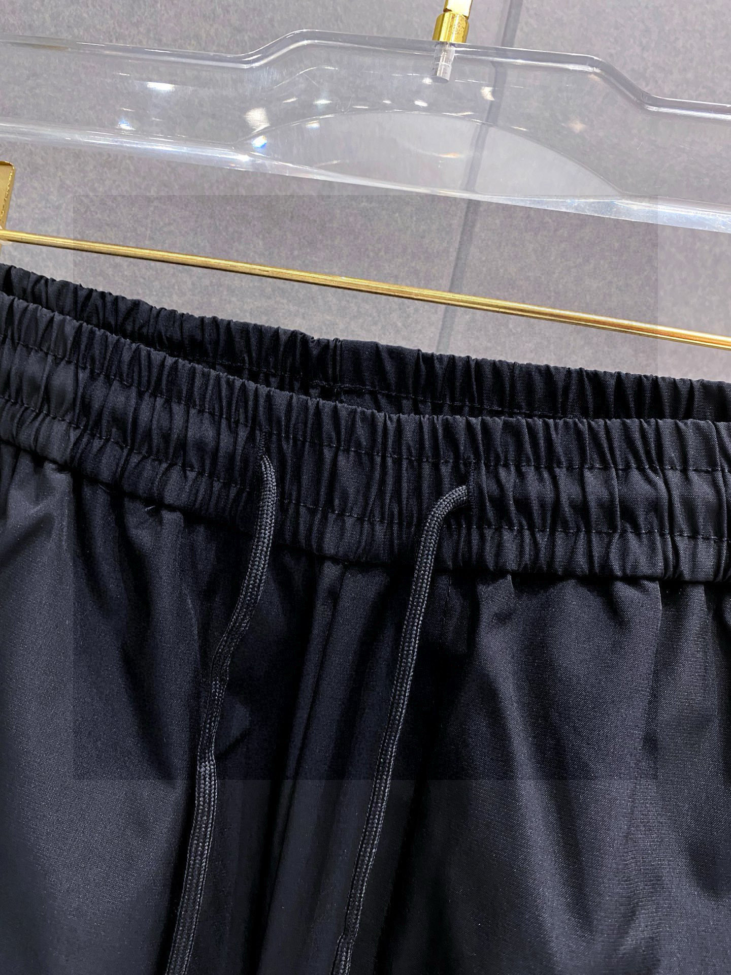 始祖鸟 同步更新 织带长裤 春夏定制高科技面料 舒适无比 家族式织带拼接 运动感超强 尺码：L-4XL（