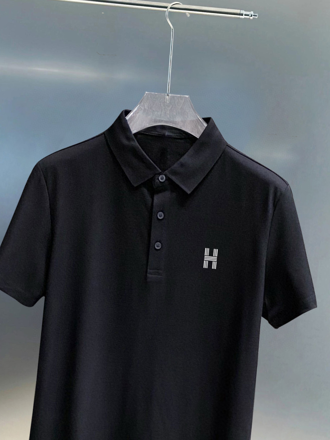 ￼ ￼ ￼ ￼ 高端面料 爱马仕 2025 ss夏季新款 logo男士翻领Polo衫！经典商务男款，高端