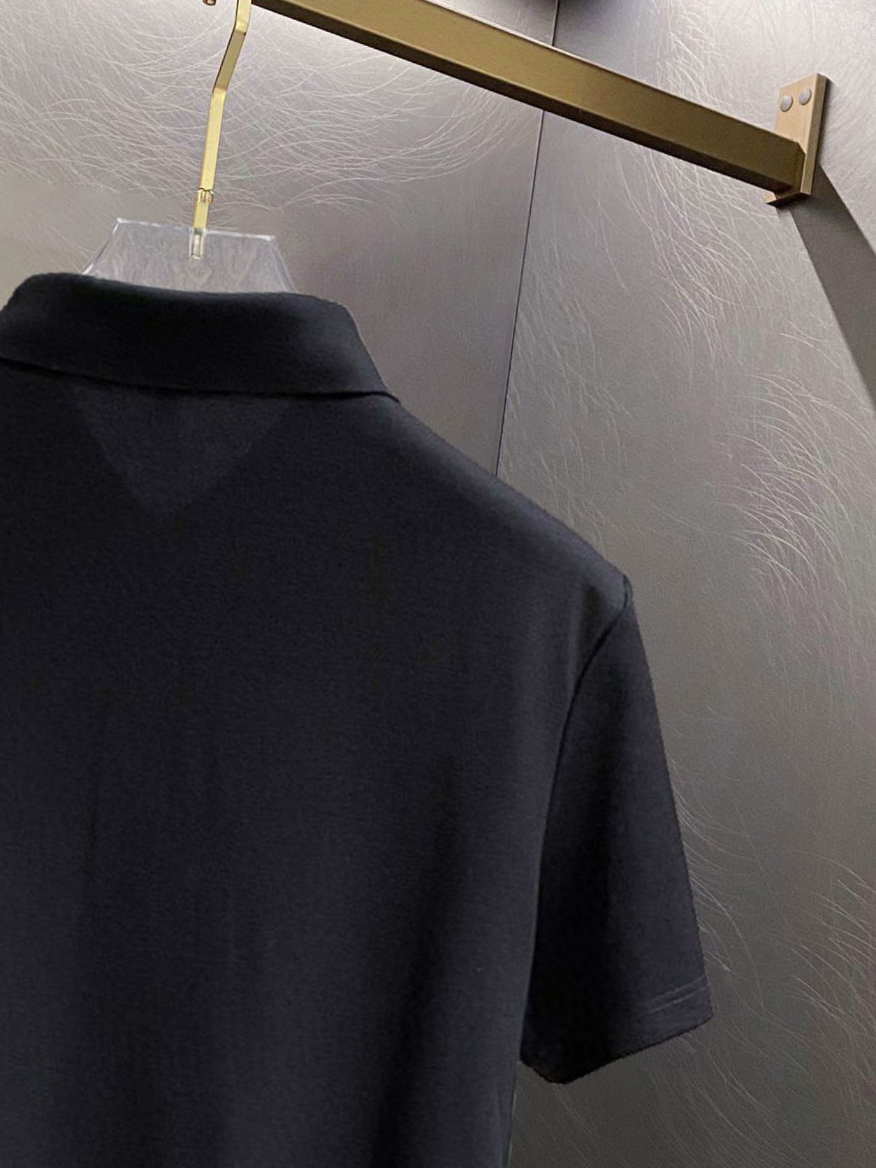 ￼ ￼ ￼ ￼ 高端面料 Y-3 2025 ss夏季新款 logo男士翻领Polo衫！经典商务男款，高端