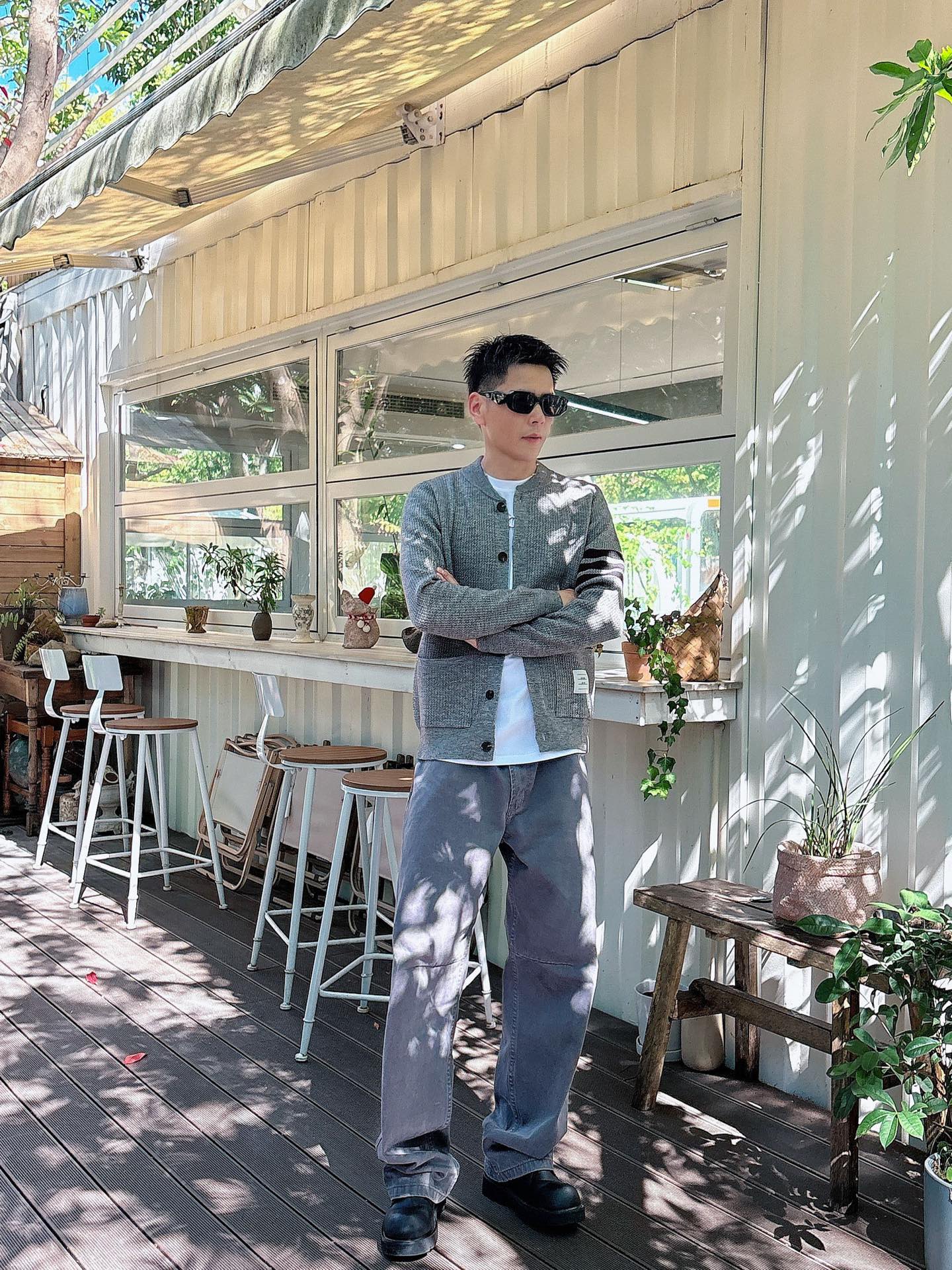 NO:568266,Tom Brown official website, updated simultaneously in autumn and winter, stand-up collar jacket, hot overseas style, selected thick wool fabric, comfortable and warm, absolutely high-end product M (85-115 catties) L (115-135 catties) browne,jackets & coats,jackets & coats,alexander wang19860909汤姆布朗 官网 秋冬同步更新 立领夹克外套 海外爆款 精选羊毛厚实面料 舒服又保暖 绝对高端产物 M（85-115斤）L（115-135斤）XL（135-160斤）XXL（160-175斤）3XL（175-185）4XL185-195斤）卡码往大拍,,thom browne,jackets & coats,jackets & coats,alexander wang,Men's clothing