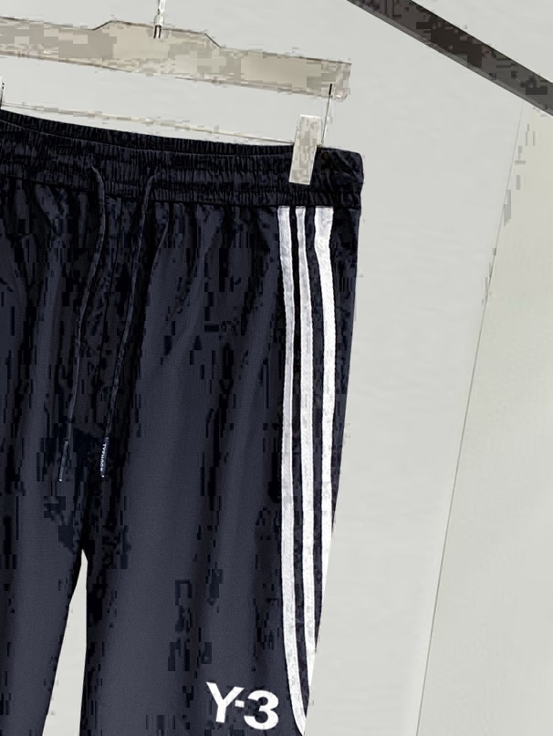 Y-3 同步更新 织带长裤 春夏定制高科技面料 舒适无比 家族式织带拼接 运动感超强 尺码：L-4XL（