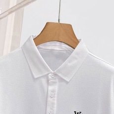         高端面料 路易威登 2025 ss夏季新款 logo男士翻领Polo衫         高端面料 路易威登 2025 ss夏季新款 logo男士翻领Polo衫