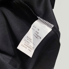         高端面料 Y-3 2025 ss夏季新款 logo男士翻领Polo衫!         高端面料 Y-3 2025 ss夏季新款 logo男士翻领Polo衫!