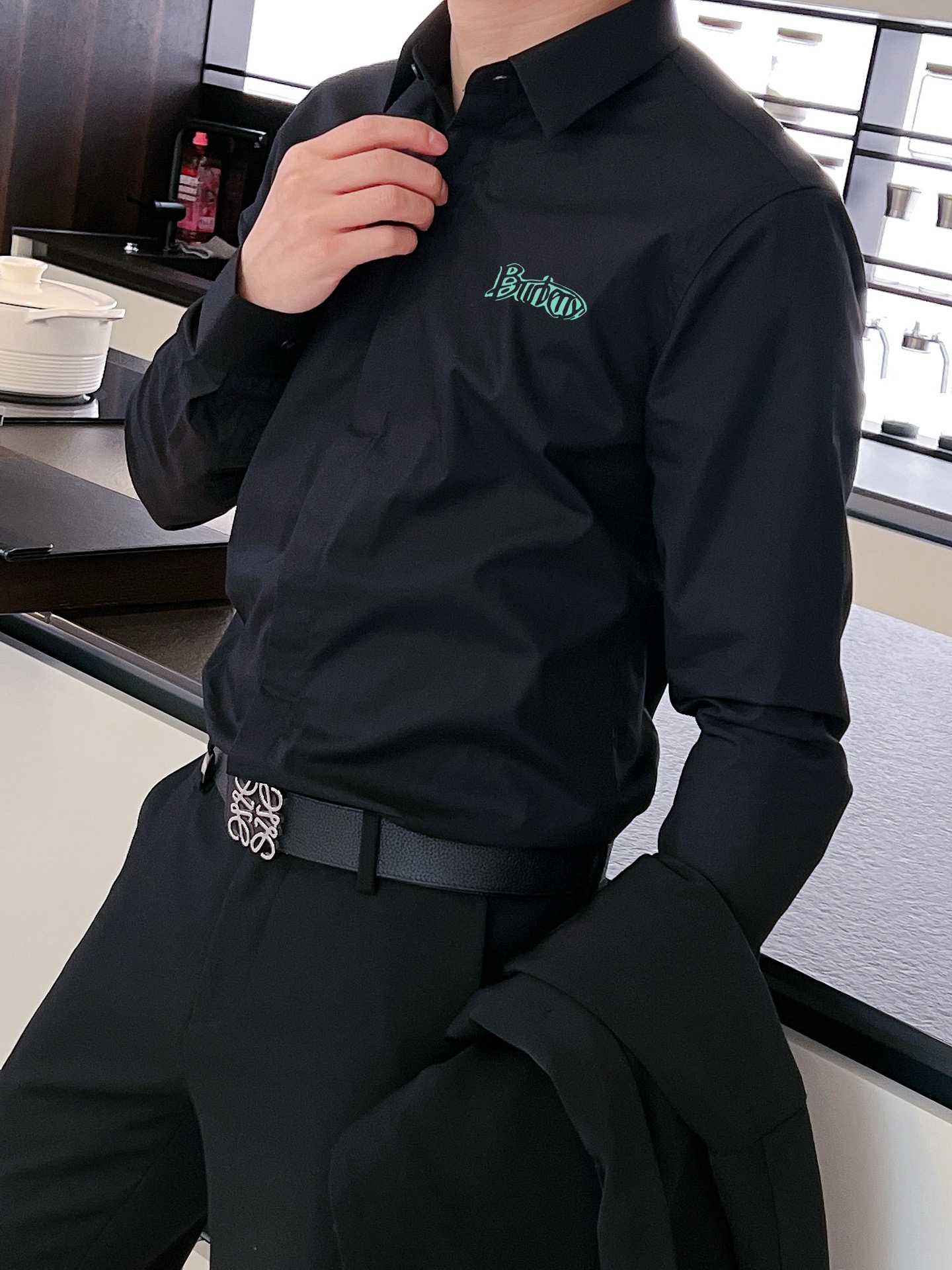 ￼ ￼ ￼ ￼ 巴宝莉 专柜最新款男士必备款长袖衬衫，100%天然棉，舒服透气，原单狠货，原版面料，柔软