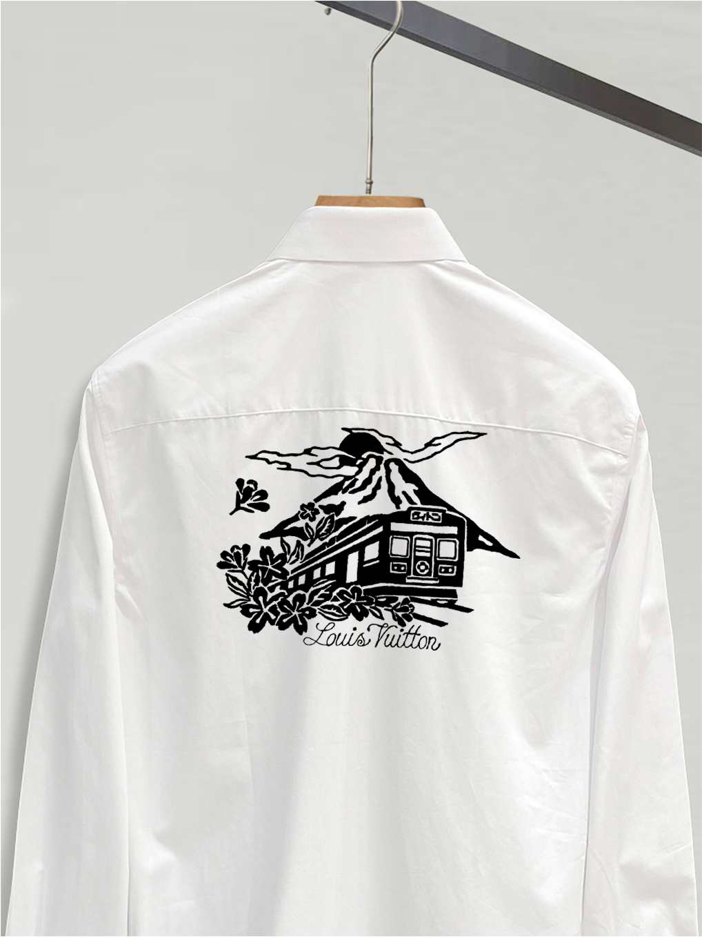 ￼ ￼ ￼ ￼ 路易威登 专柜最新款男士必备款长袖衬衫，100%天然棉，舒服透气，原单狠货，原版面料，柔