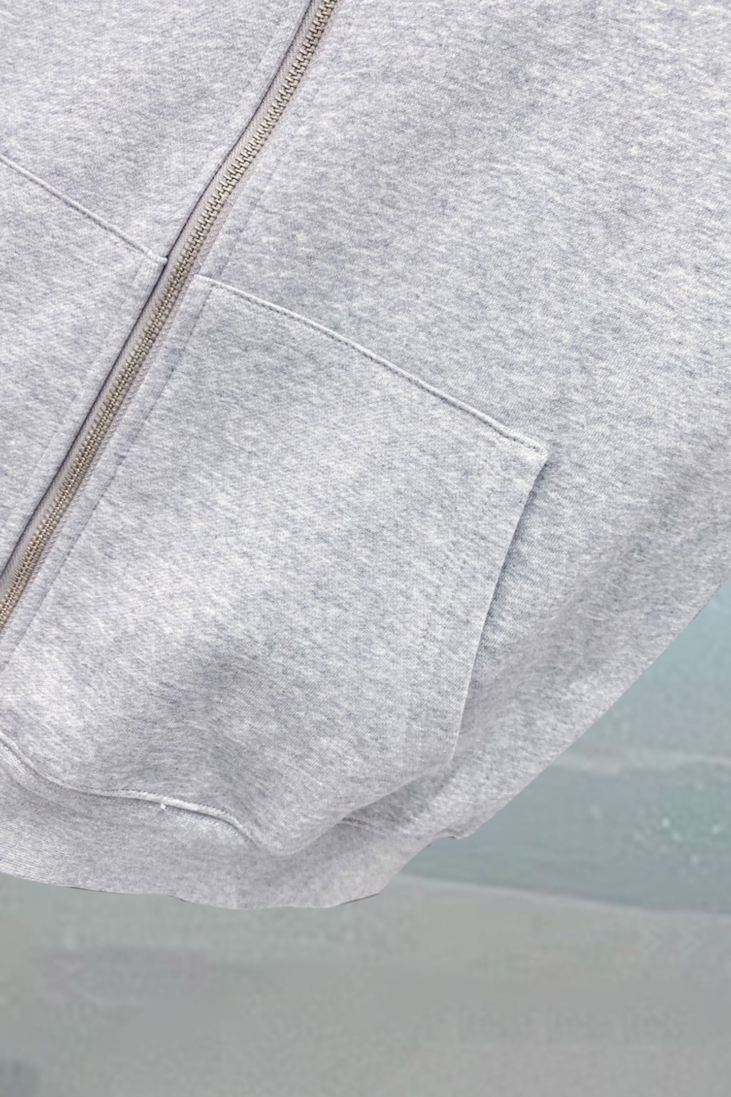 普拉达 官网同步发行 胸前印花品牌logo 功能性 机能运动 男女同款新款运动技能连帽卫衣，400克洗水