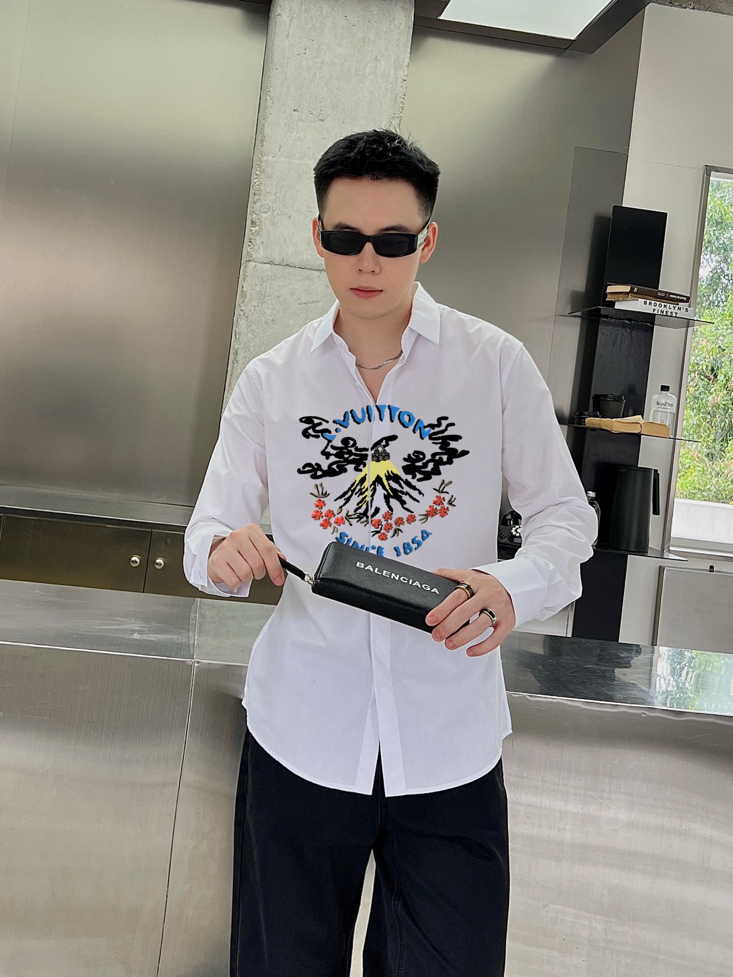 路易威登 最新款男士必备款长袖衬衫，100%天然棉，舒服透气，原单狠货，原版面料，柔软舒适，上身高端又奢