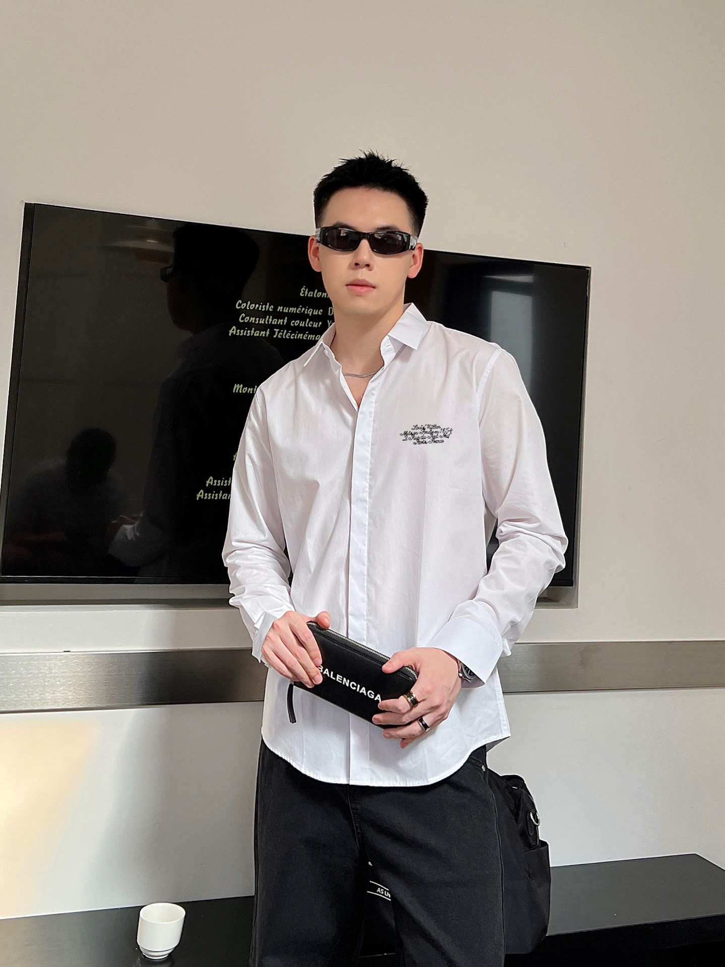 路易威登 最新款男士必备款长袖衬衫，100%天然棉，舒服透气，原单狠货，原版面料，柔软舒适，上身高端又奢