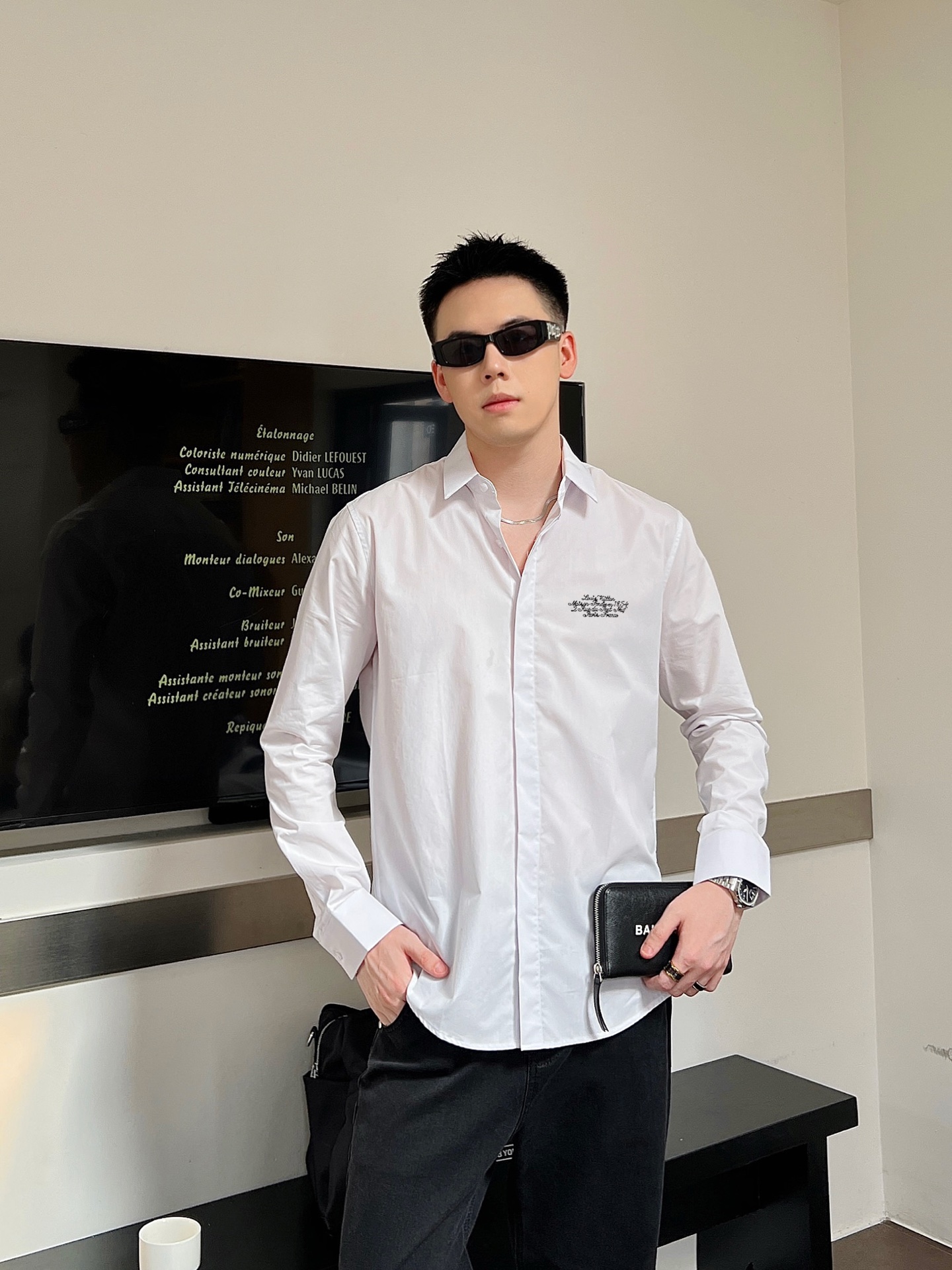 路易威登 最新款男士必备款长袖衬衫，100%天然棉，舒服透气，原单狠货，原版面料，柔软舒适，上身高端又奢