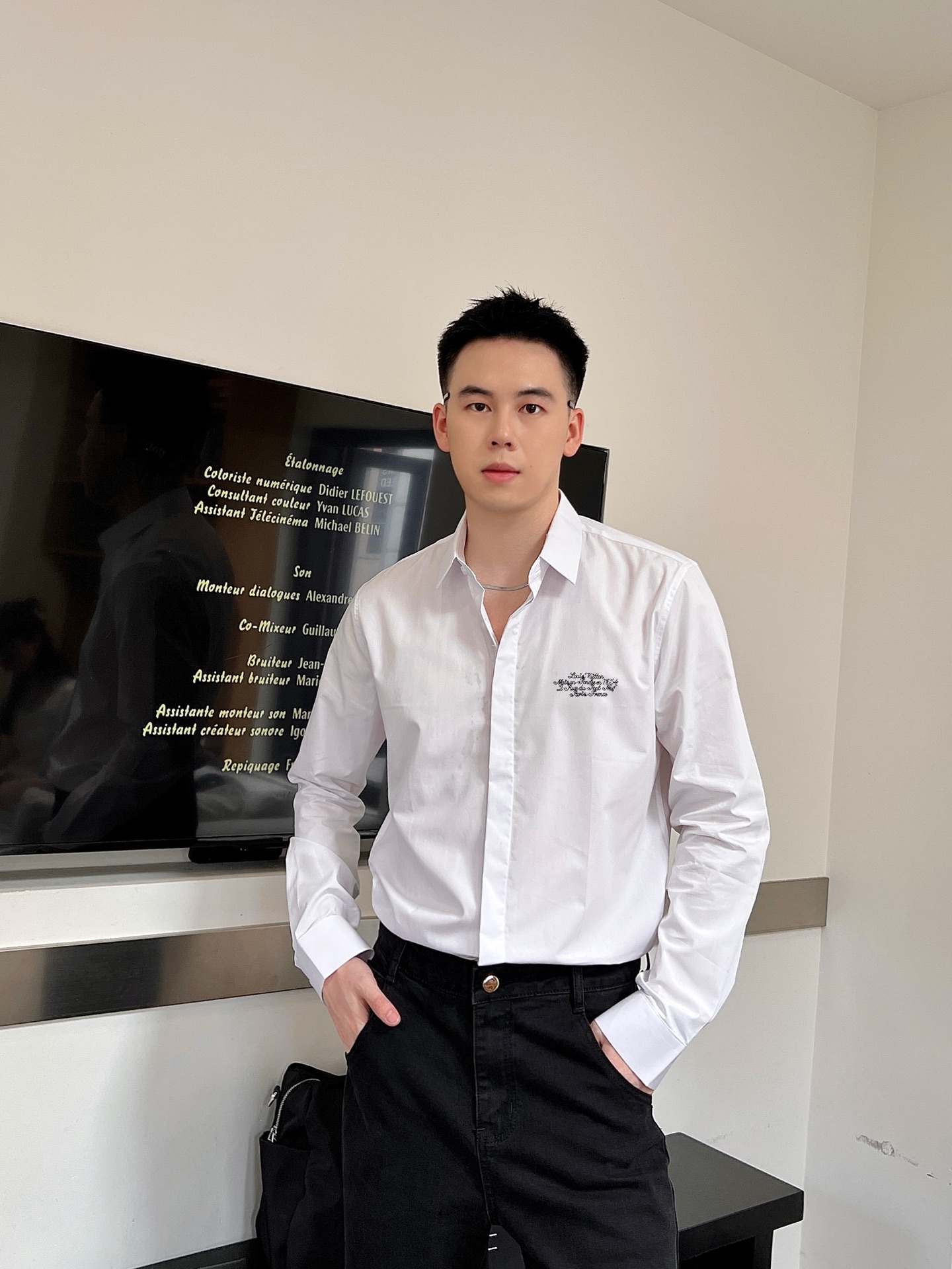 路易威登 最新款男士必备款长袖衬衫，100%天然棉，舒服透气，原单狠货，原版面料，柔软舒适，上身高端又奢