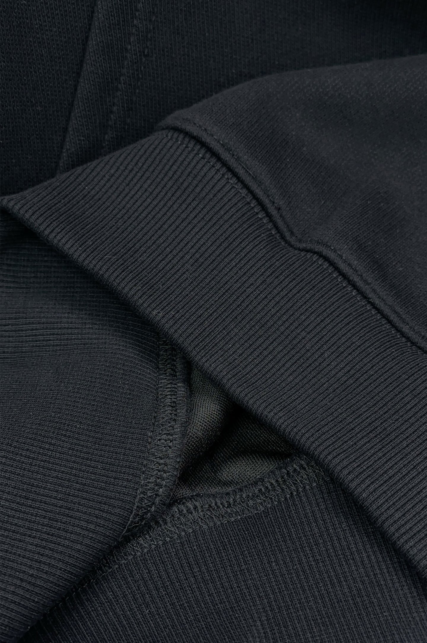 ￼ ￼ ￼ ￼ ￼ ￼ ￼ ￼ ￼ ￼ ￼ 巴黎世家 官网同步发行 胸前印花品牌logo 功能性 机能运