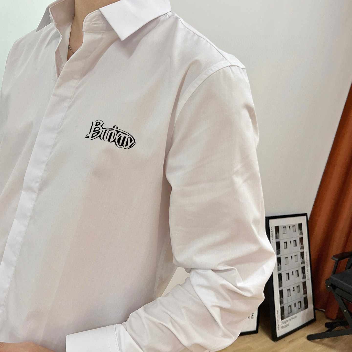 ￼ ￼ ￼ ￼ 巴宝莉 专柜最新款男士必备款长袖衬衫，100%天然棉，舒服透气，原单狠货，原版面料，柔软