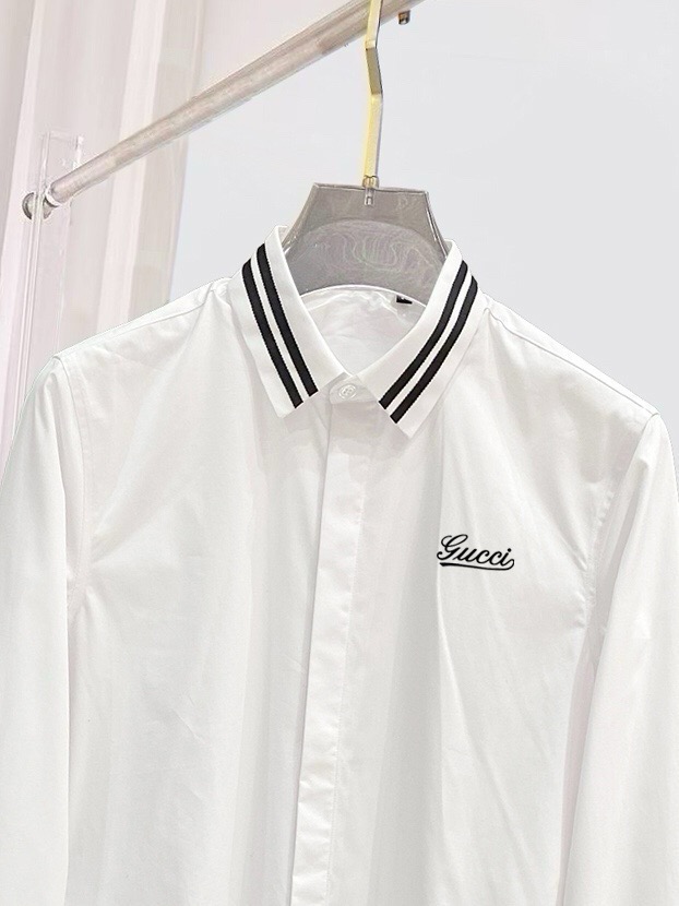 ￼ 酷奇 专柜最新款男士必备款衬衫，100%天然棉，舒服透气，原单狠货，原版面料，柔软舒适，上身高端又奢