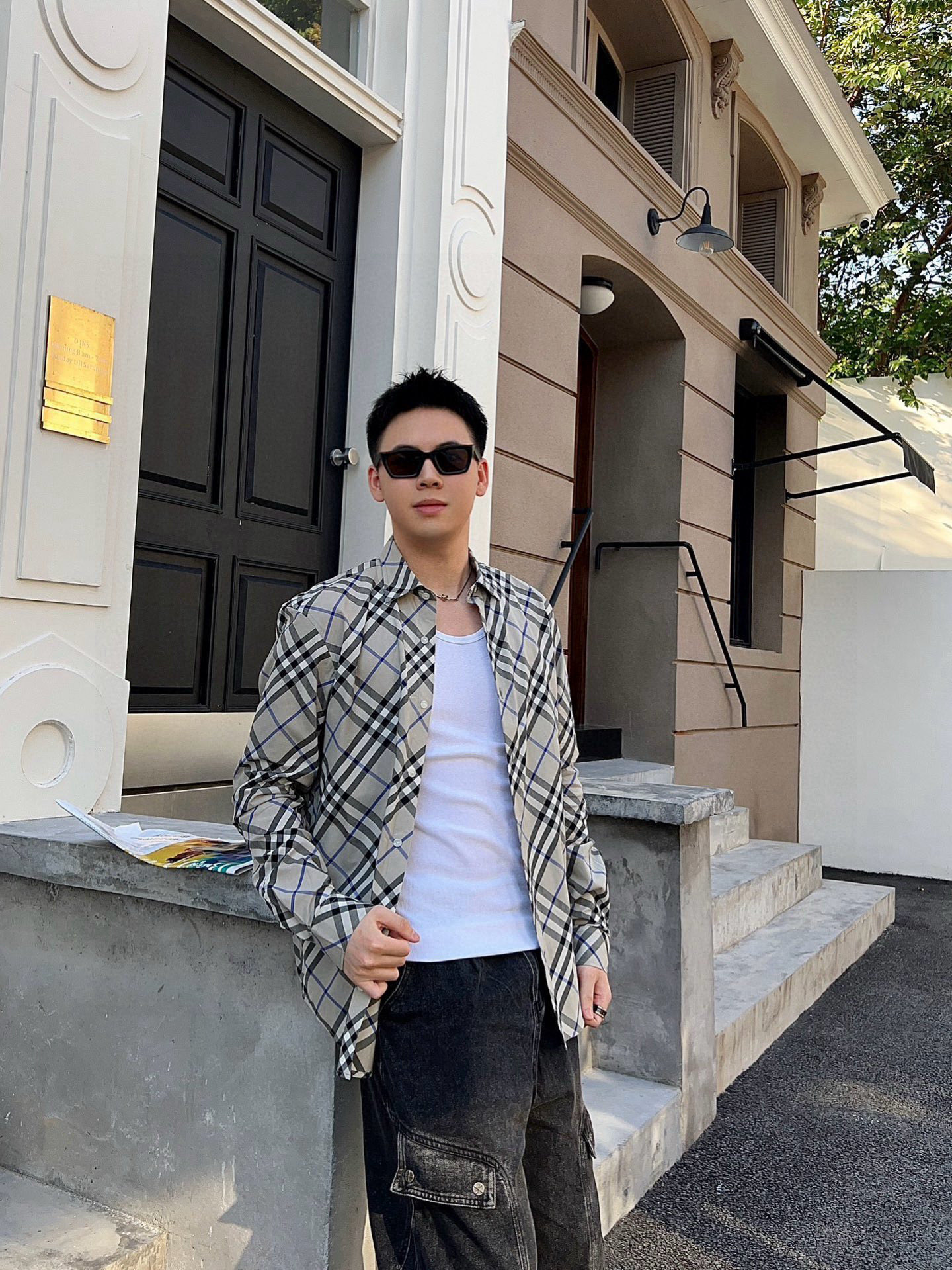 ￼ 巴宝莉 Burberry 织带拼接格纹棉质BUR王牌渠道，官网售价五千，一经发售已准备售罄！新配色标