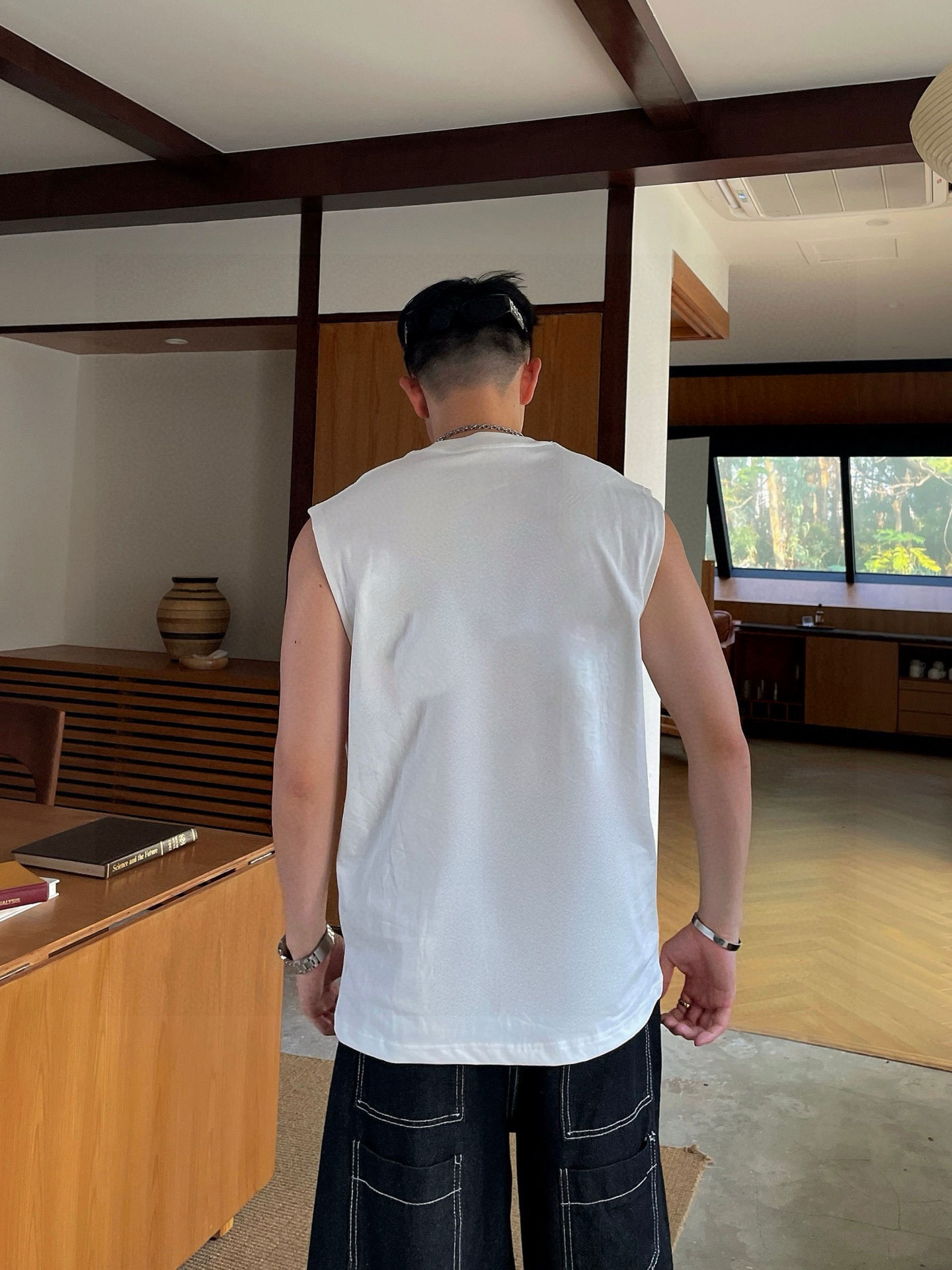 ACNE 官网最新上架 背心夏日必备单品 很显身材的一款 重工印花图案 简约大气 M-XXL （下单提供