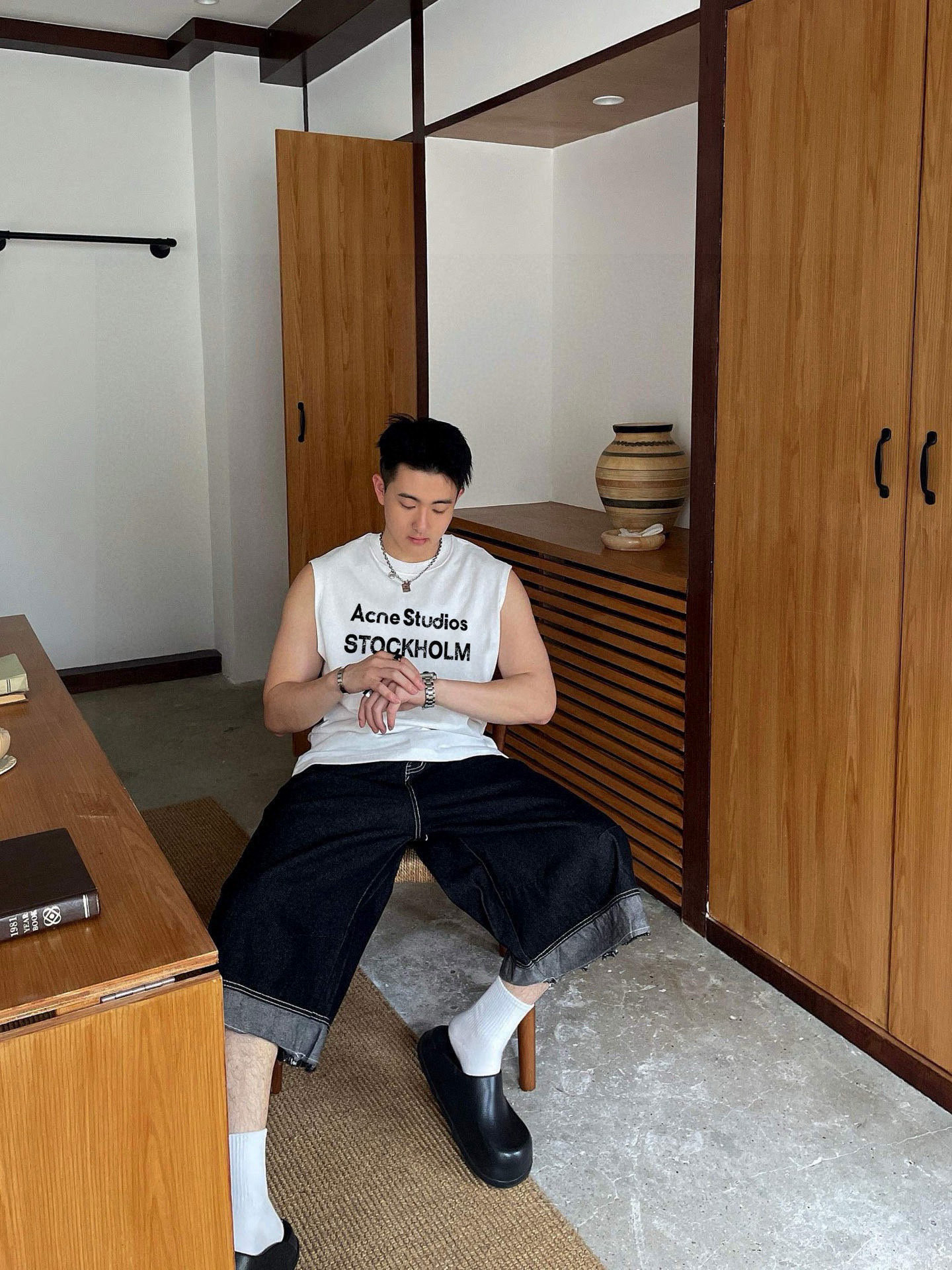 ACNE 官网最新上架 背心夏日必备单品 很显身材的一款 重工印花图案 简约大气 M-XXL （下单提供