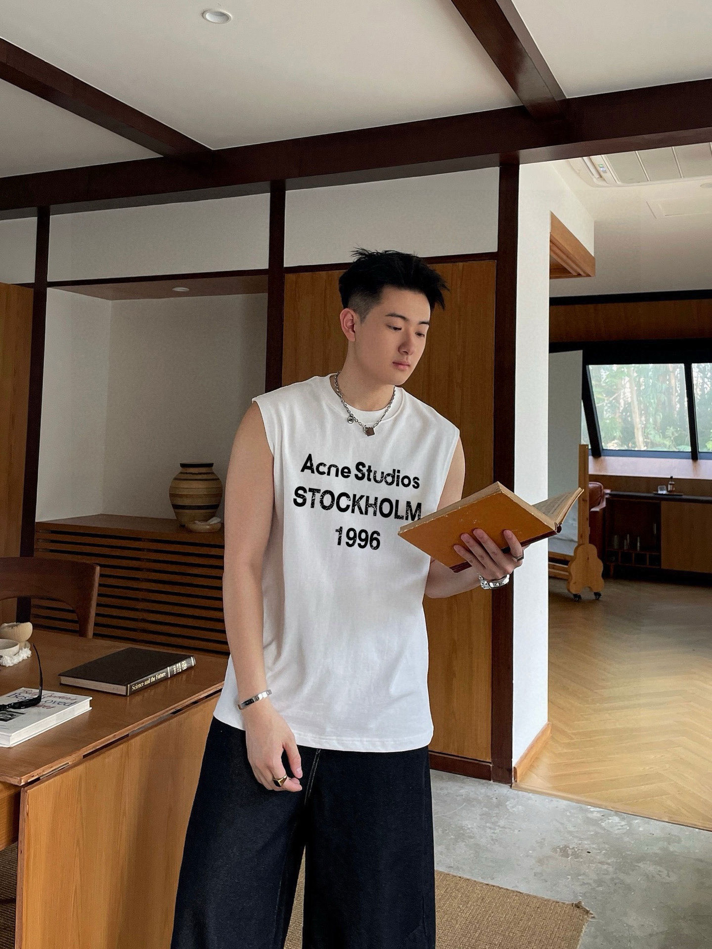 ACNE 官网最新上架 背心夏日必备单品 很显身材的一款 重工印花图案 简约大气 M-XXL （下单提供