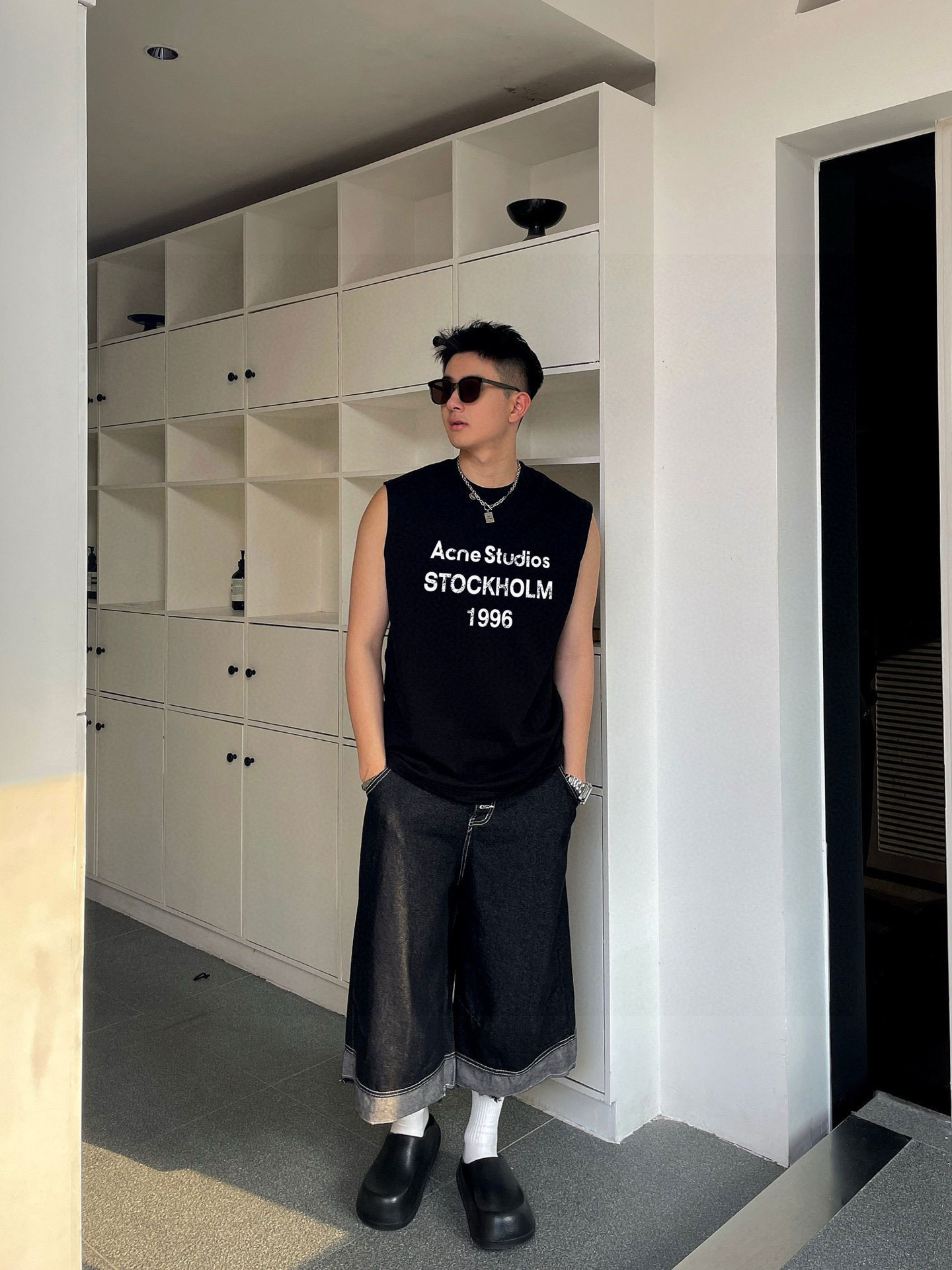 ACNE 官网最新上架 背心夏日必备单品 很显身材的一款 重工印花图案 简约大气 M-XXL （下单提供