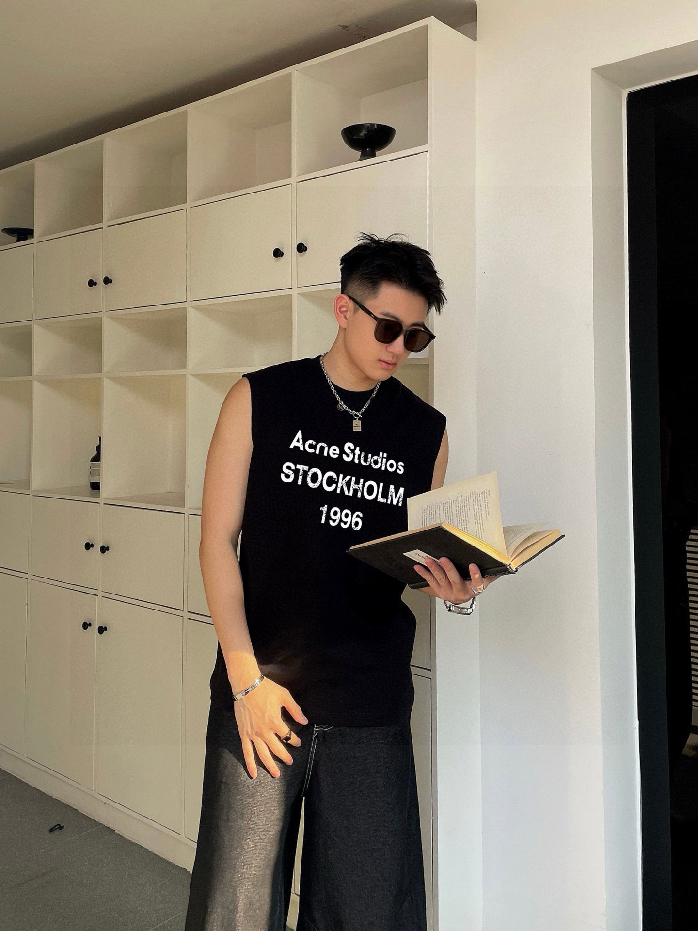 ACNE 官网最新上架 背心夏日必备单品 很显身材的一款 重工印花图案 简约大气 M-XXL （下单提供