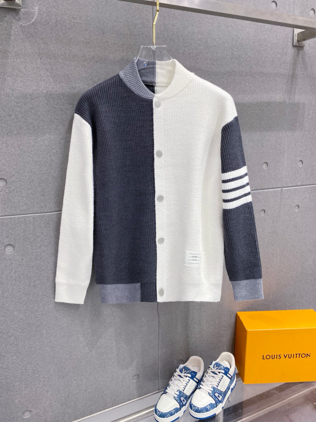 _d-k9slbNqmW4PoQlA0WM01DjcGtJ1rD1KtBpLQA