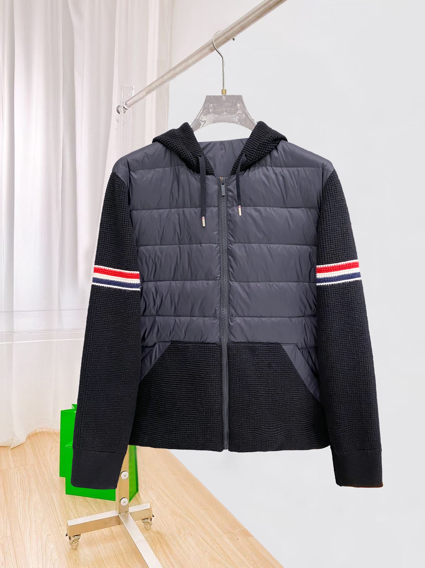 _dg79sgr9LUinBvhYCjJsO_e2ygMpQxWYe-G0WhQ