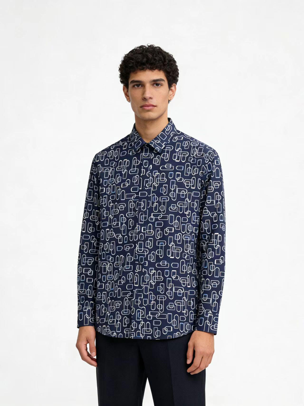 HERMES 爱马仕 26ss最新秋款男士必备款衬衫，定制丝光面料，舒服透气，柔软舒适，上身高端又奢华，