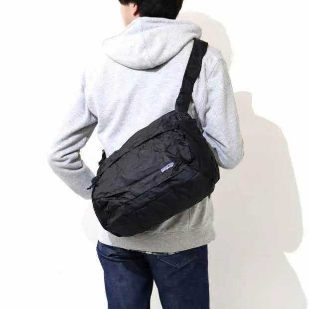 Patagonia Lightweight Travel Shoulder Bag - Portable and Packable