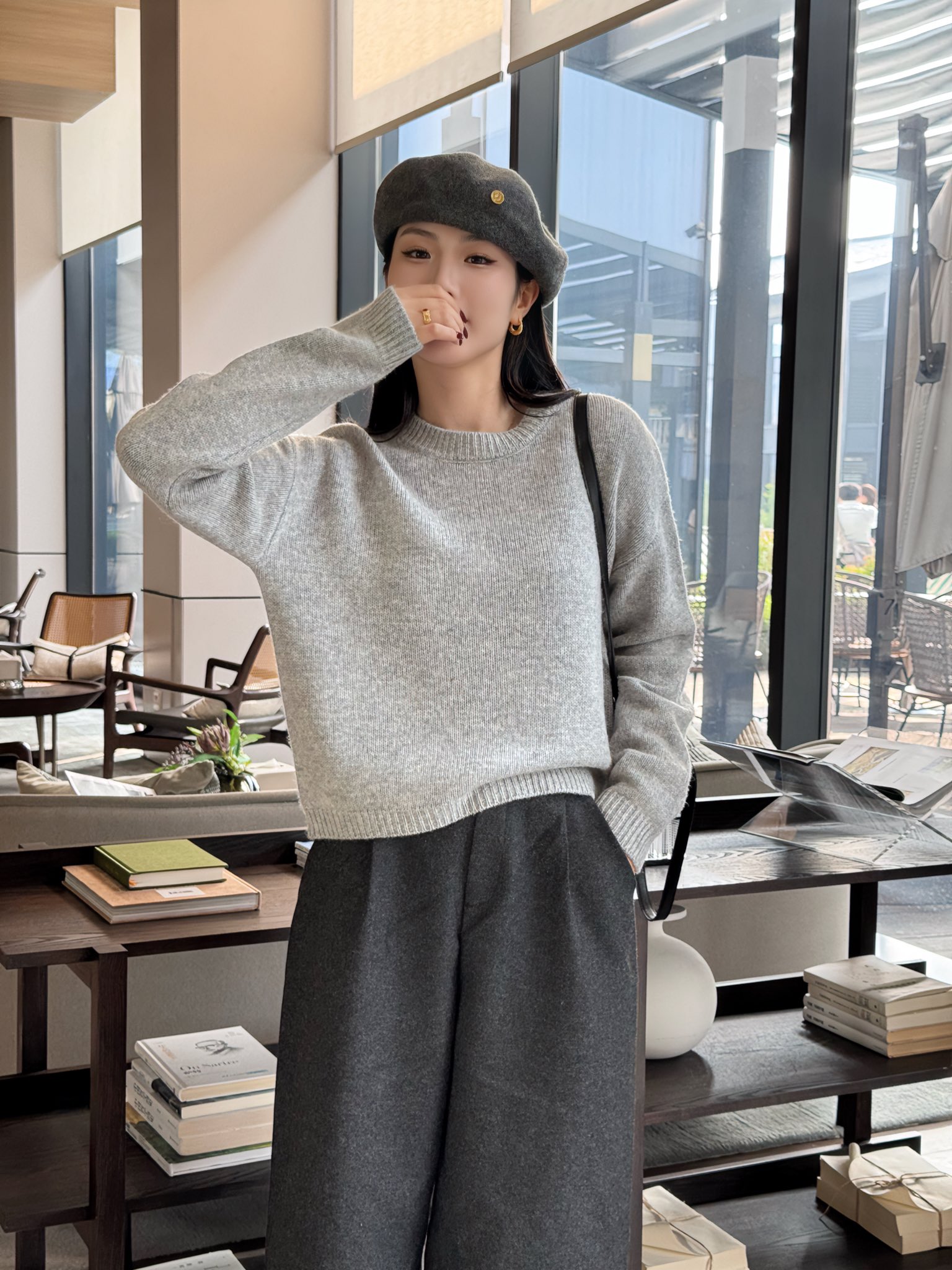 High-End Women’s Suit with Kosher Sweaters and Knitty Shirts for Autumn/Winter - 图片 8