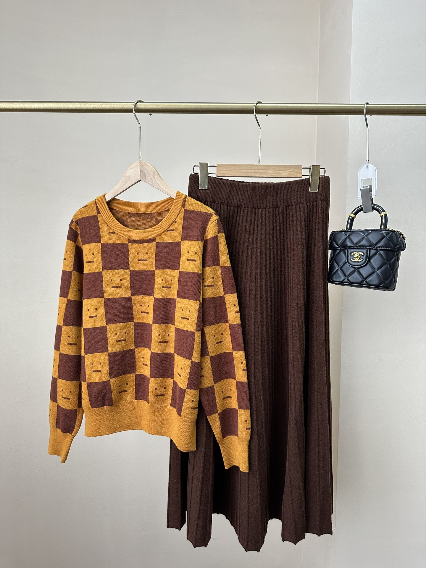P782 High-Quality Women’s Dress with Acne-Smuggle Board and Soft-Smuggle Sweater - 图片 5