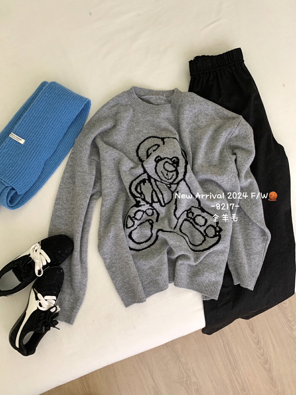 P495 HIGH-QUALITY WOMEN’S SUIT, PACKAGED, MOSCINO, FULL HAIR. - 图片 5