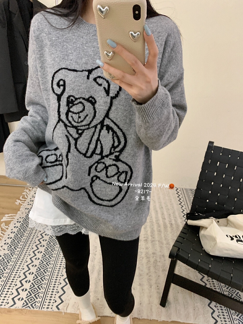 P495 HIGH-QUALITY WOMEN’S SUIT, PACKAGED, MOSCINO, FULL HAIR. - 图片 2