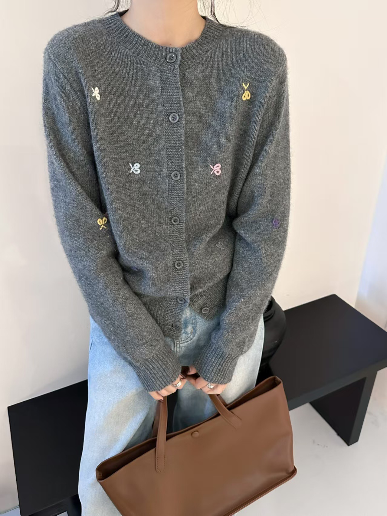 P483 HIGH-QUALITY WOMEN’S SUIT WITH A NICE, AGE-REDUCING PAIR OF SCISSORS. - 图片 8