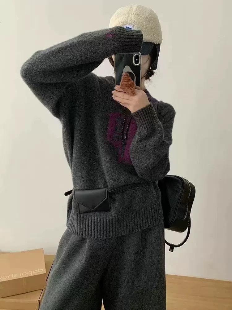 2024 High-Quality Women’s Red New Year’s Clothes Collection - 图片 3