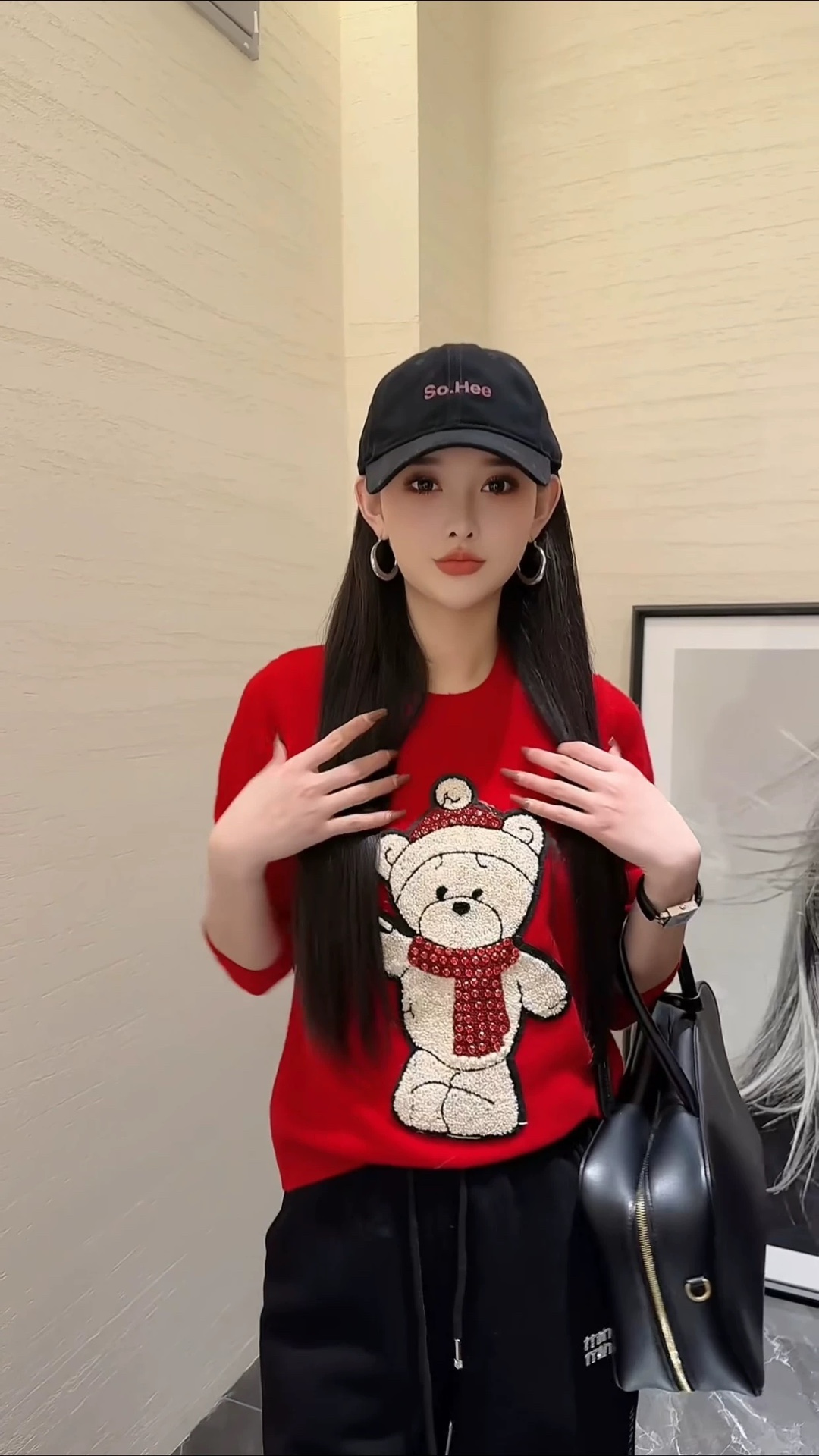 P495 HIGH QUALITY WOMEN’S CLOTHES PACKED WITH MOSCINO’S NEW SWEATER FULL OF HAIR. - 图片 6