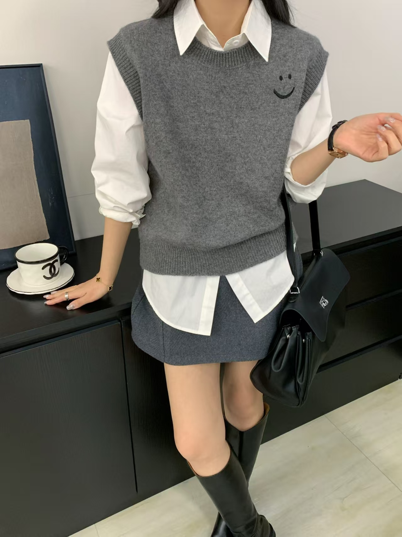 European New Year’s Suit Collaboration: High-End Quality Women’s Suit with Acne Studio Embroidery - 图片 2