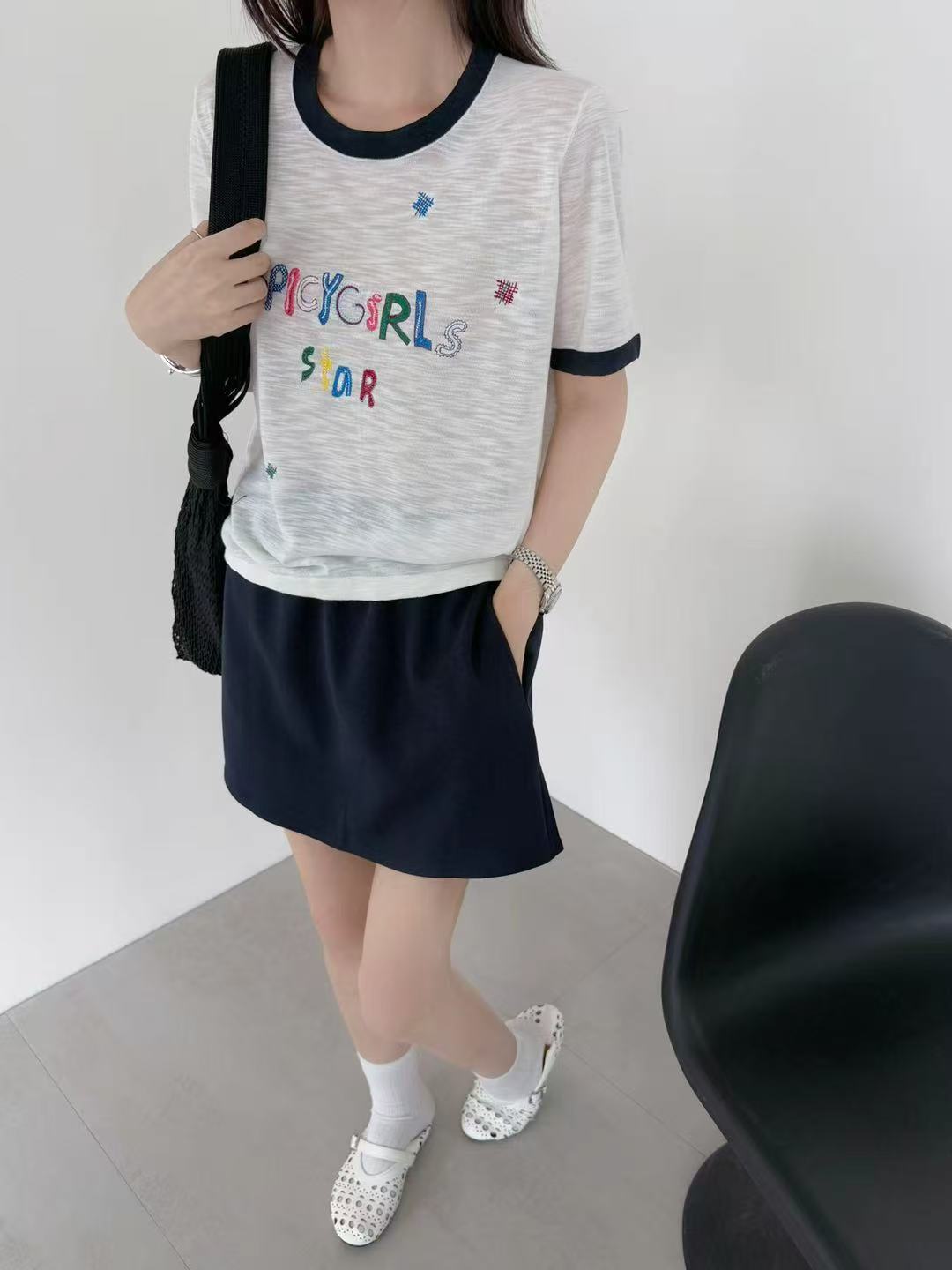 2025 Queen of the West Women’s High-End Suit with Stylish Short-Sleeved T-shirt - 图片 5