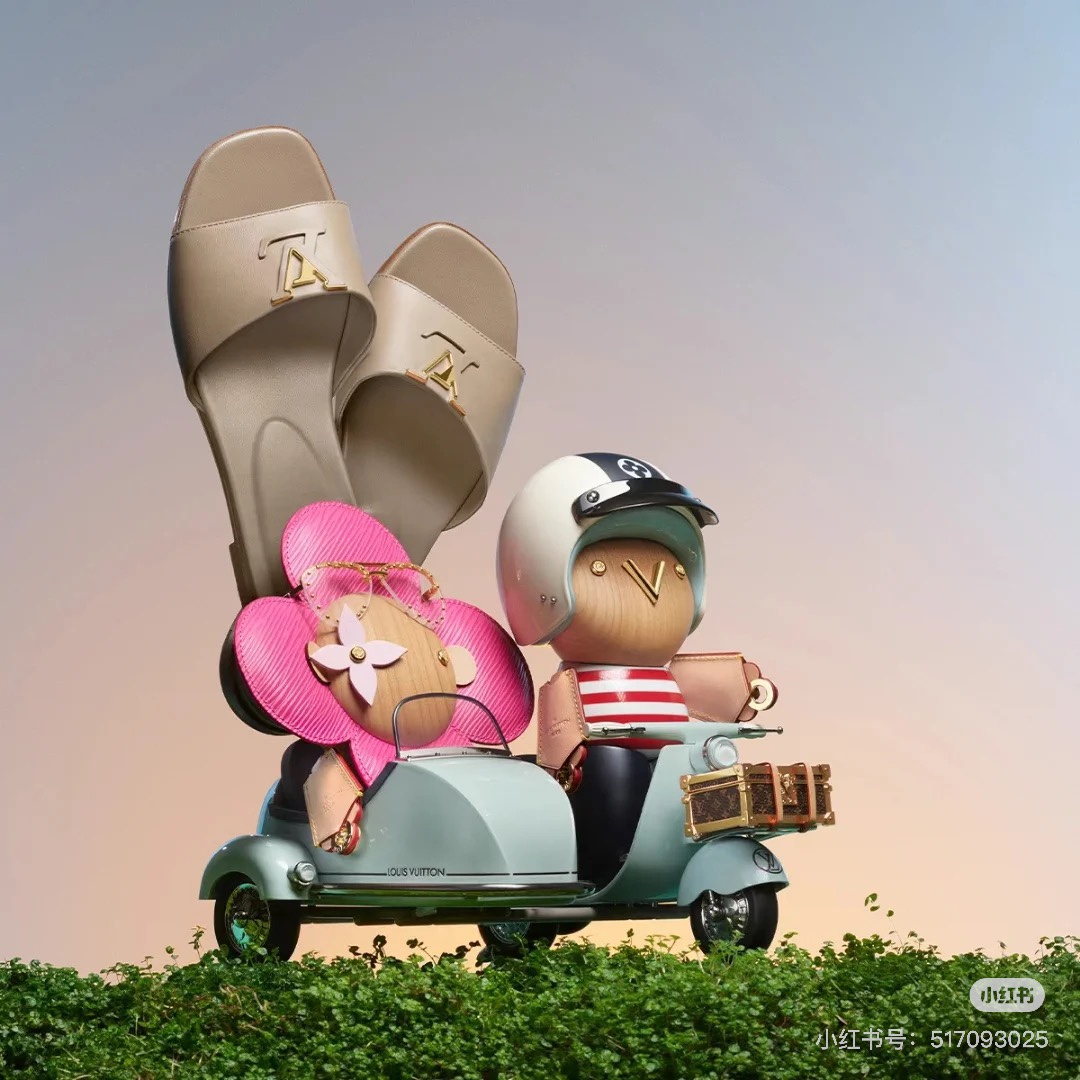 NO:241183,Demonstration of foot fitting, slippers, slippers19860909上脚搭配示范,拖鞋,slippers,Women's Shoes