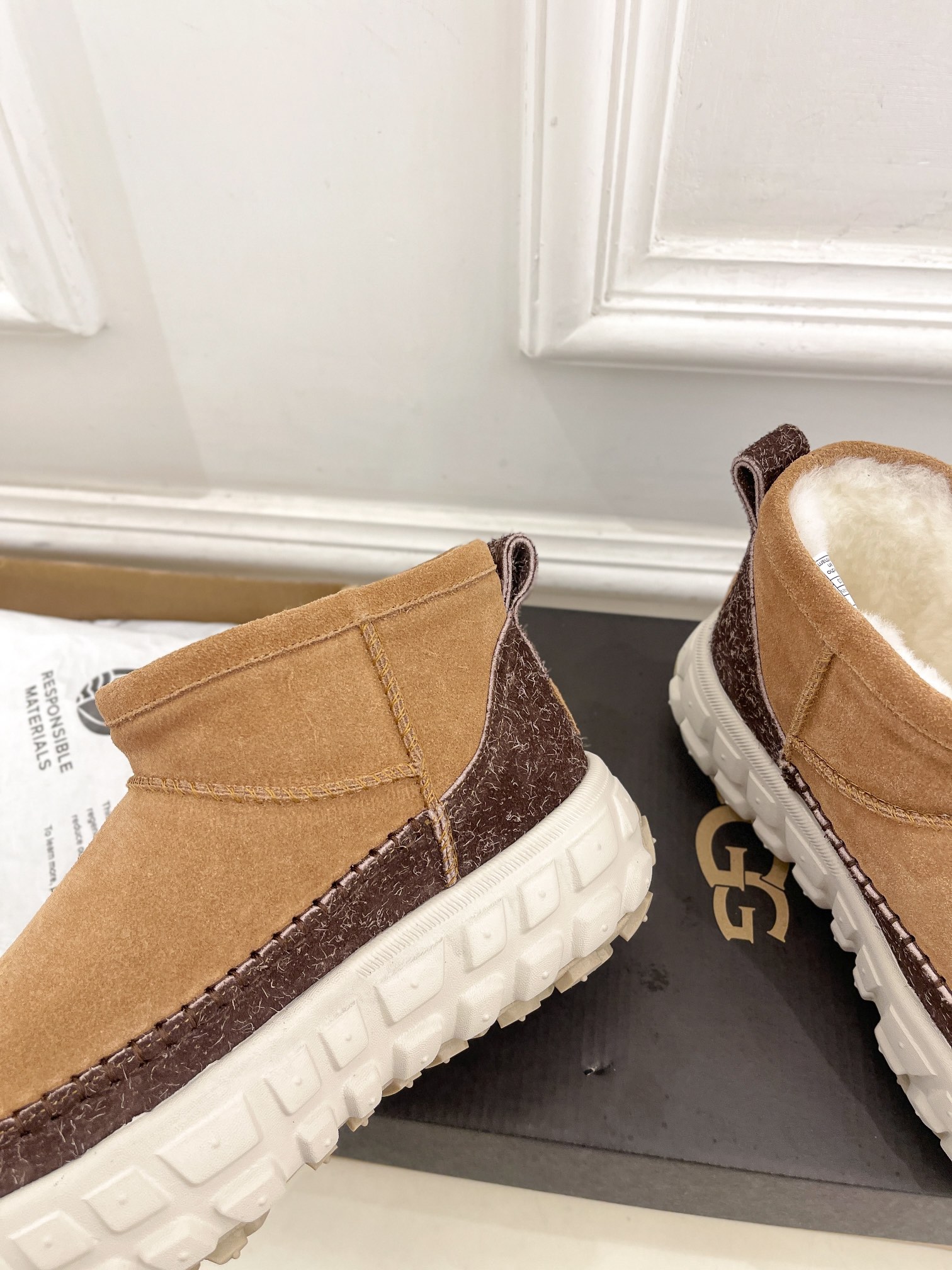 UGG24️2024秋冬新品专柜主打塔斯曼轮胎底羊毛雪地靴温暖上新️秋冬保暖神器️️抗寒首选羊毛雪地靴采