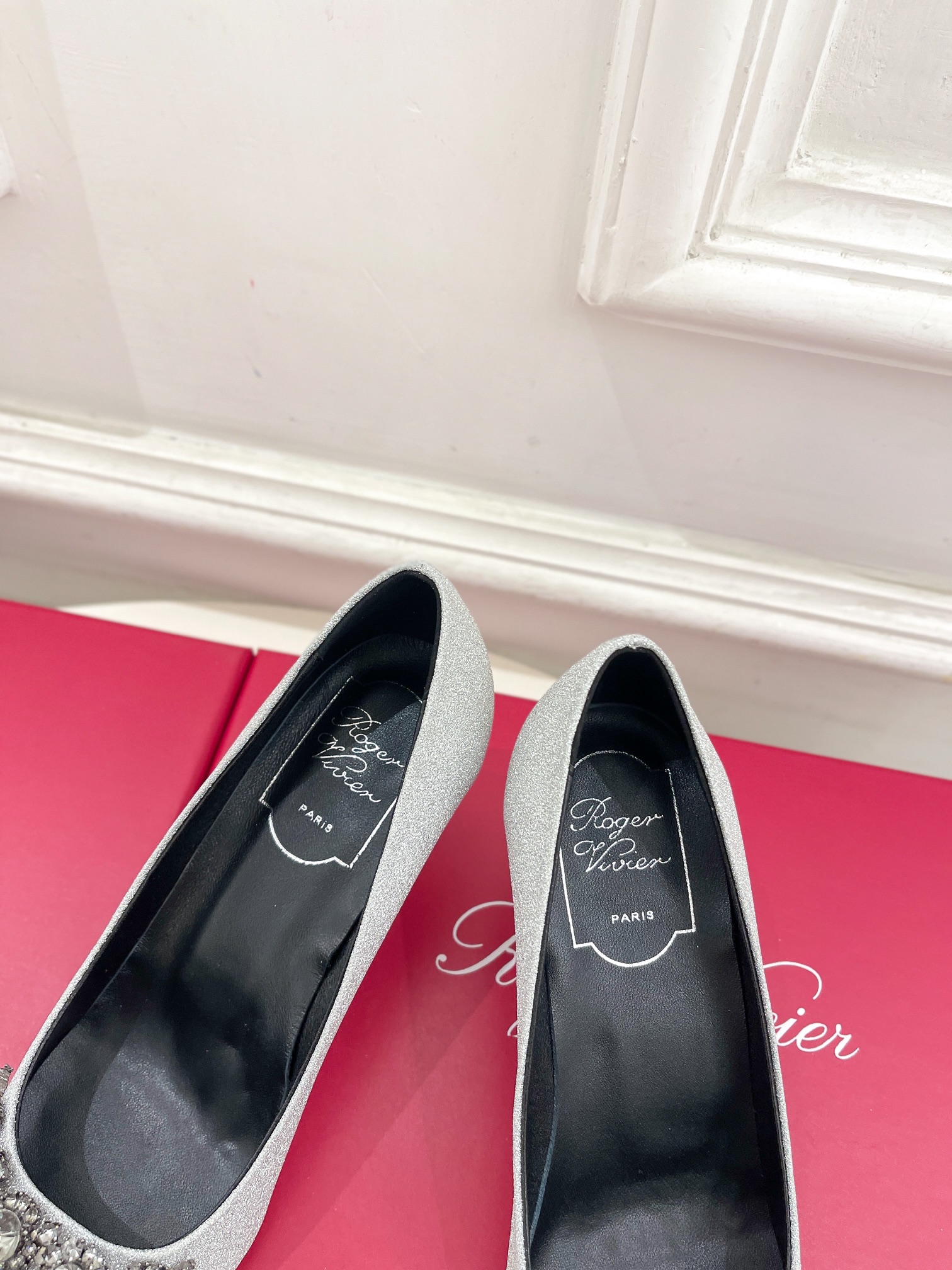 𝐑𝐨𝐠𝐞𝐫 𝐕𝐢𝐯𝐢𝐞r |  25 𝐬𝐬 

❥2025 RV早春新品 Efflorescence花型