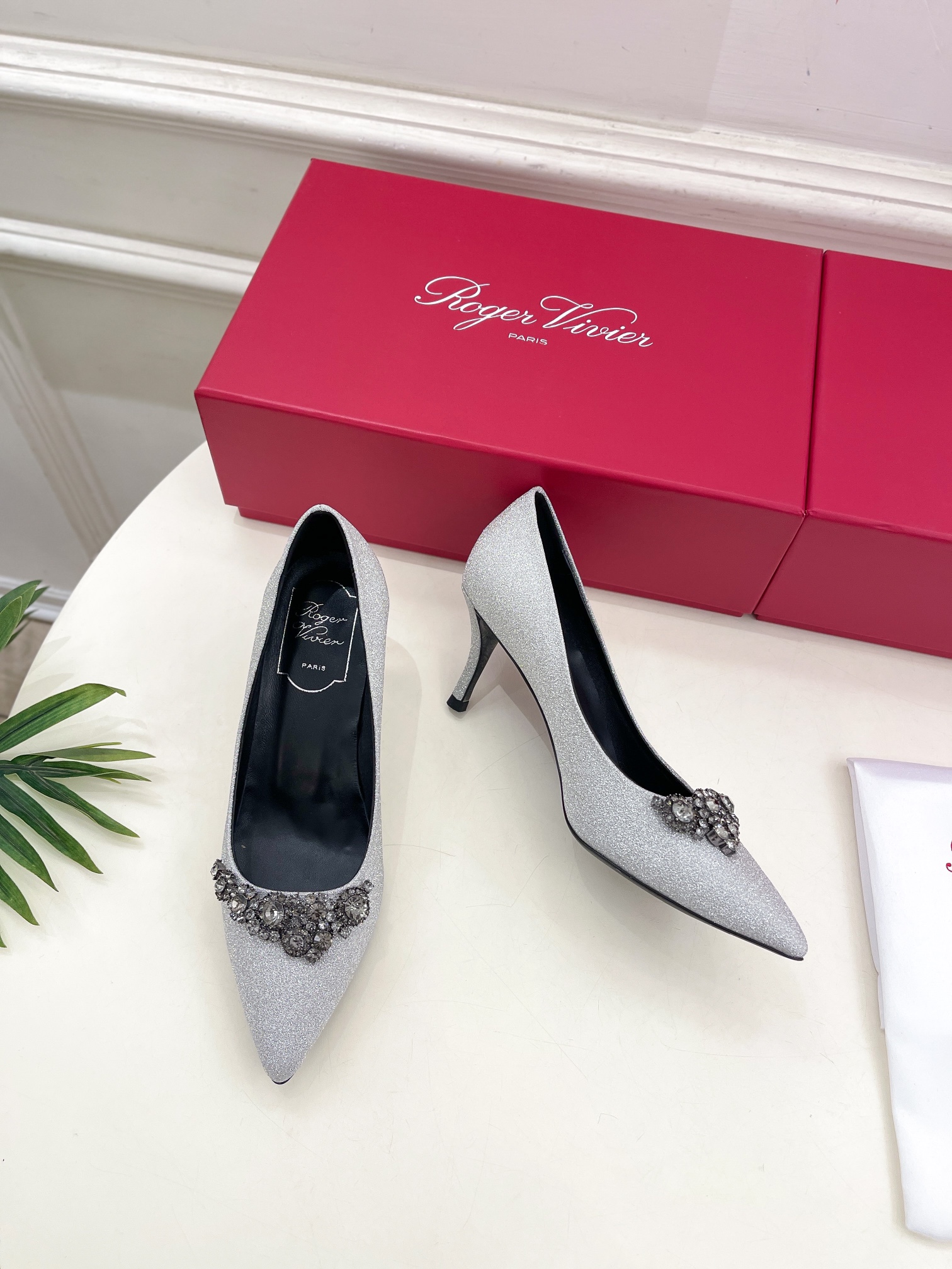 𝐑𝐨𝐠𝐞𝐫 𝐕𝐢𝐯𝐢𝐞r |  25 𝐬𝐬 

❥2025 RV早春新品 Efflorescence花型